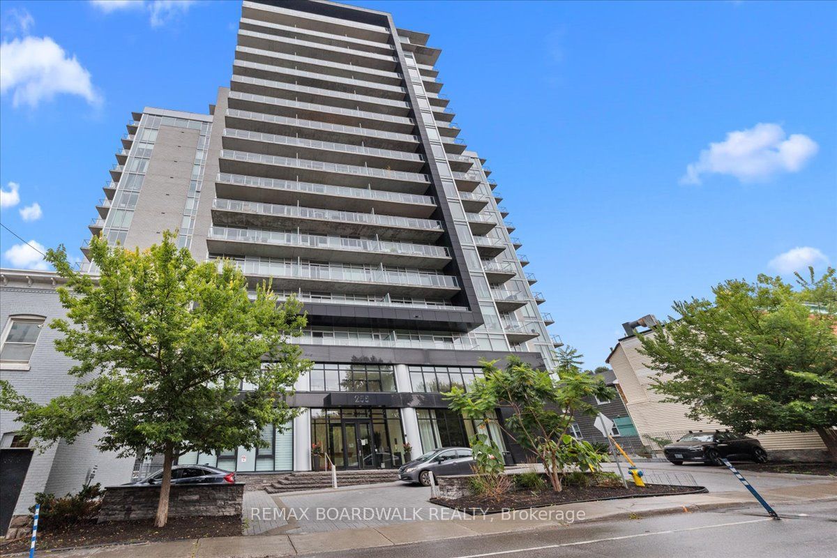 255 Bay Street E 112 Property Photo 2