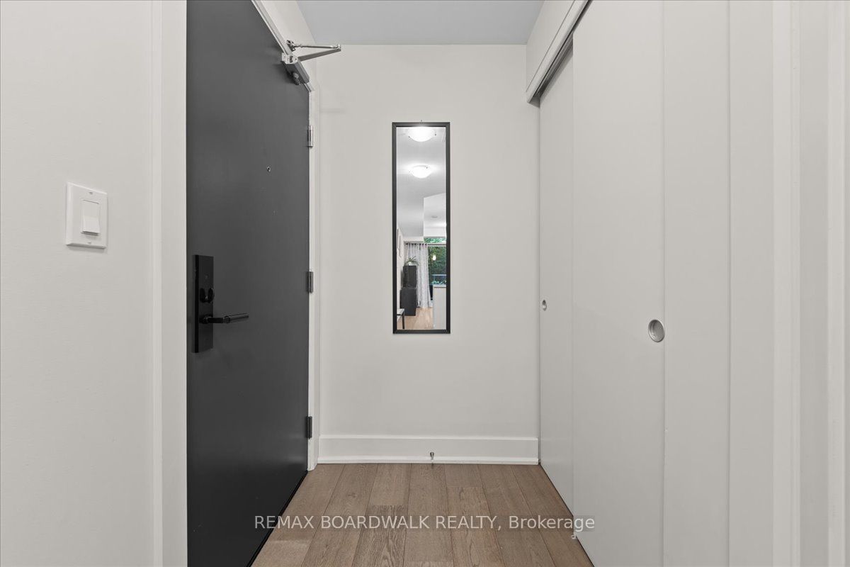 255 Bay Street E 112 Property Photo 3