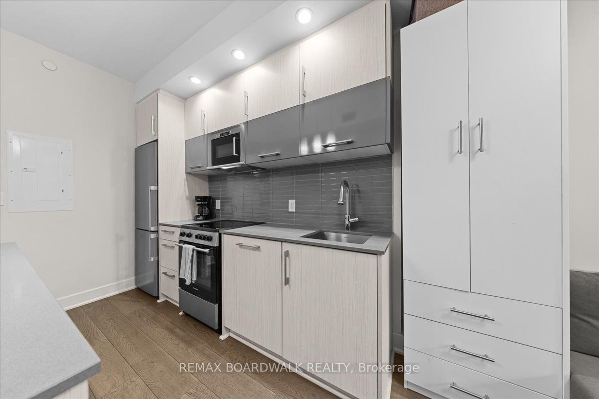 255 Bay Street E 112 Property Photo 9
