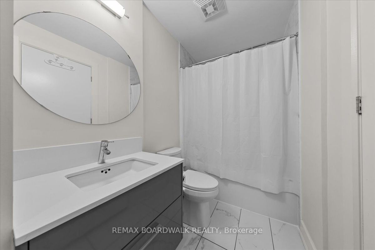 255 Bay Street E 112 Property Photo 15