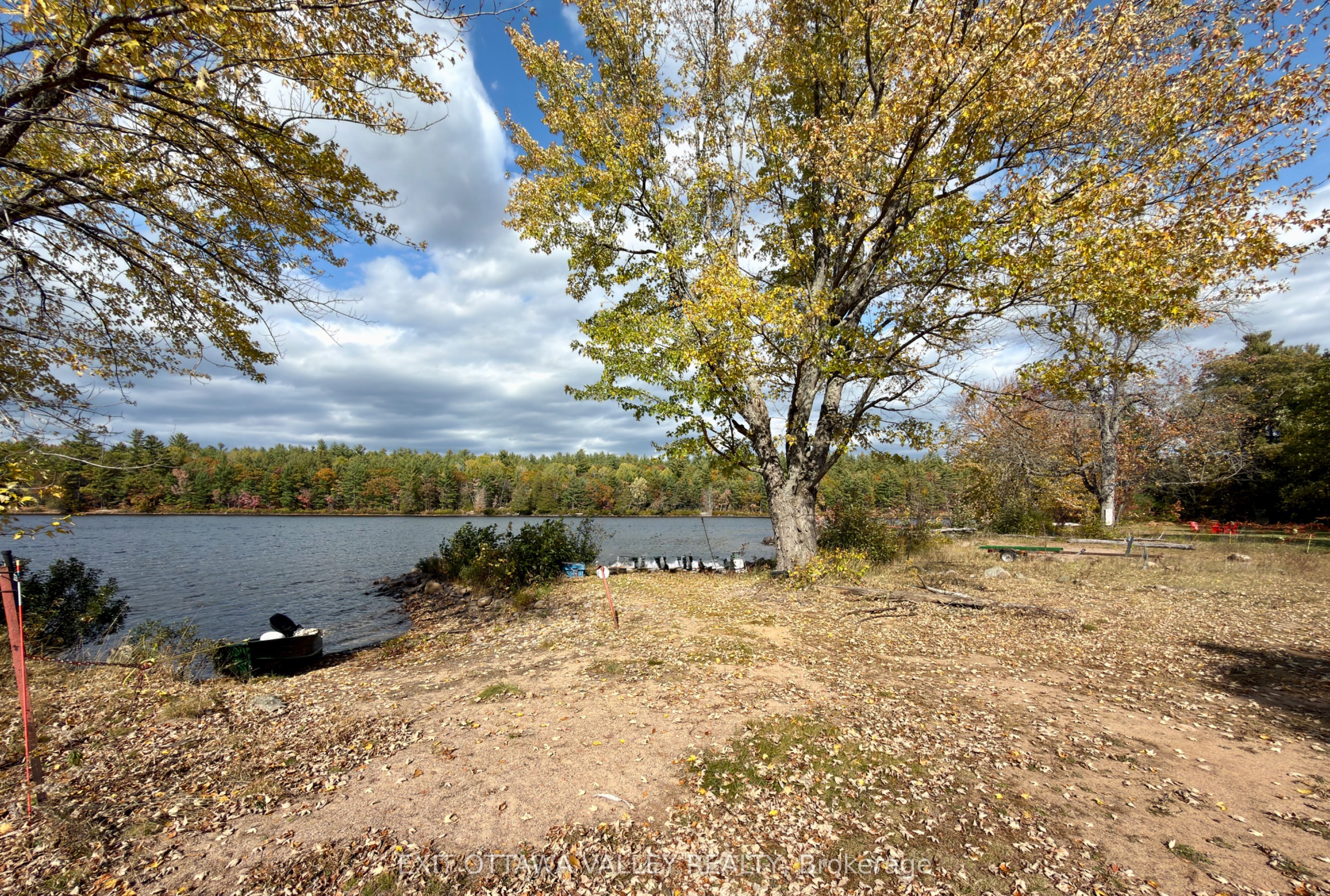 1060b Rantz Road Property Photo 16