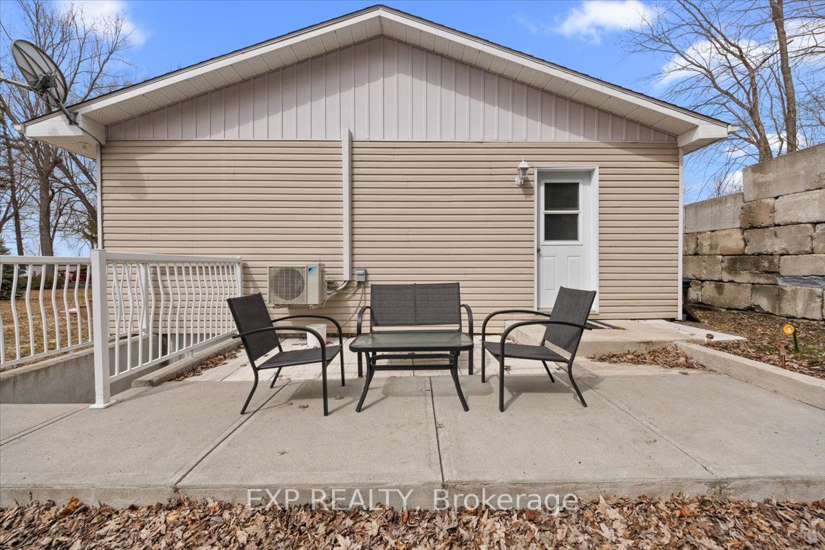 46 Dufour Street Property Photo 30