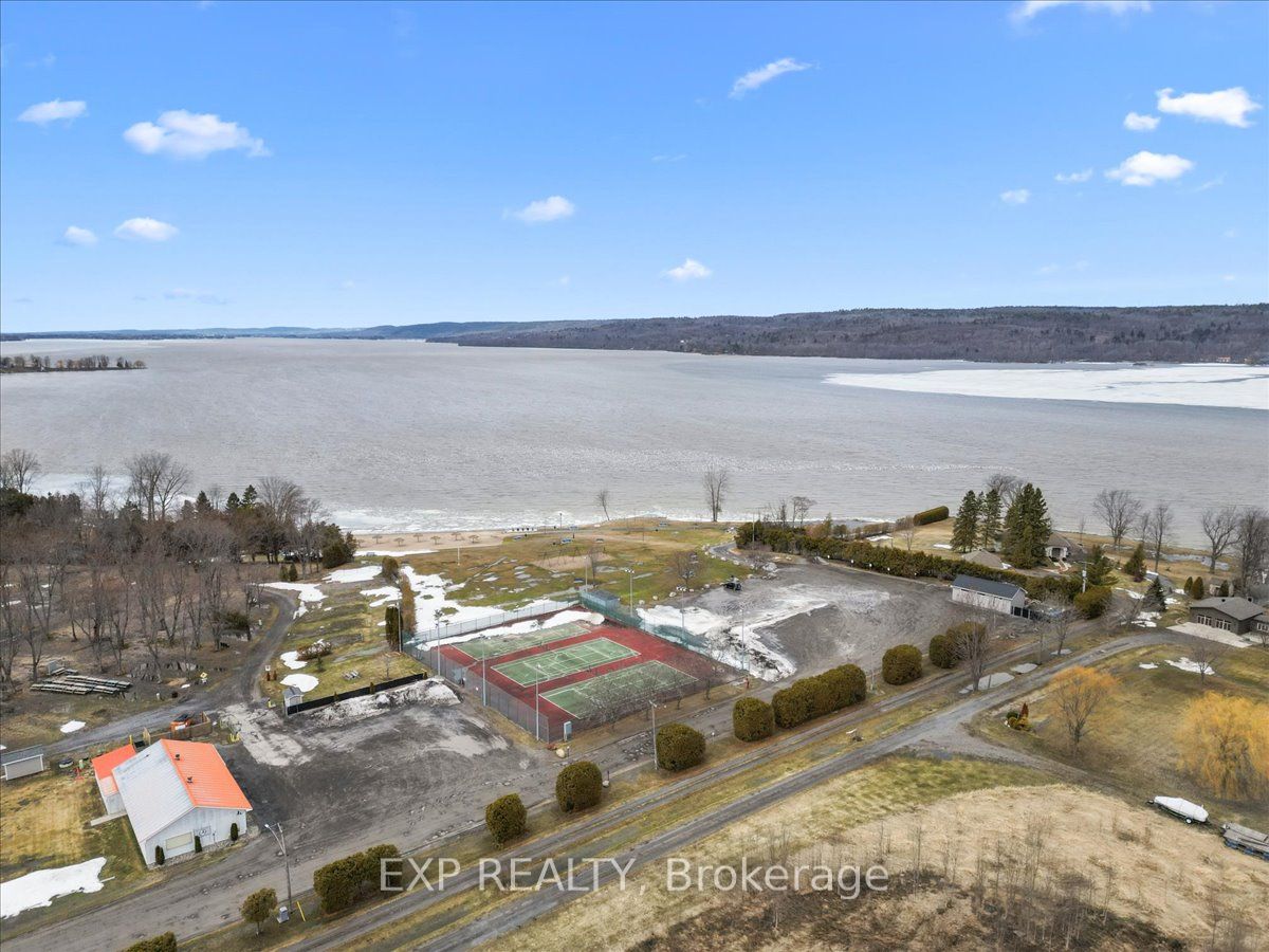 46 Dufour Street Property Photo 35