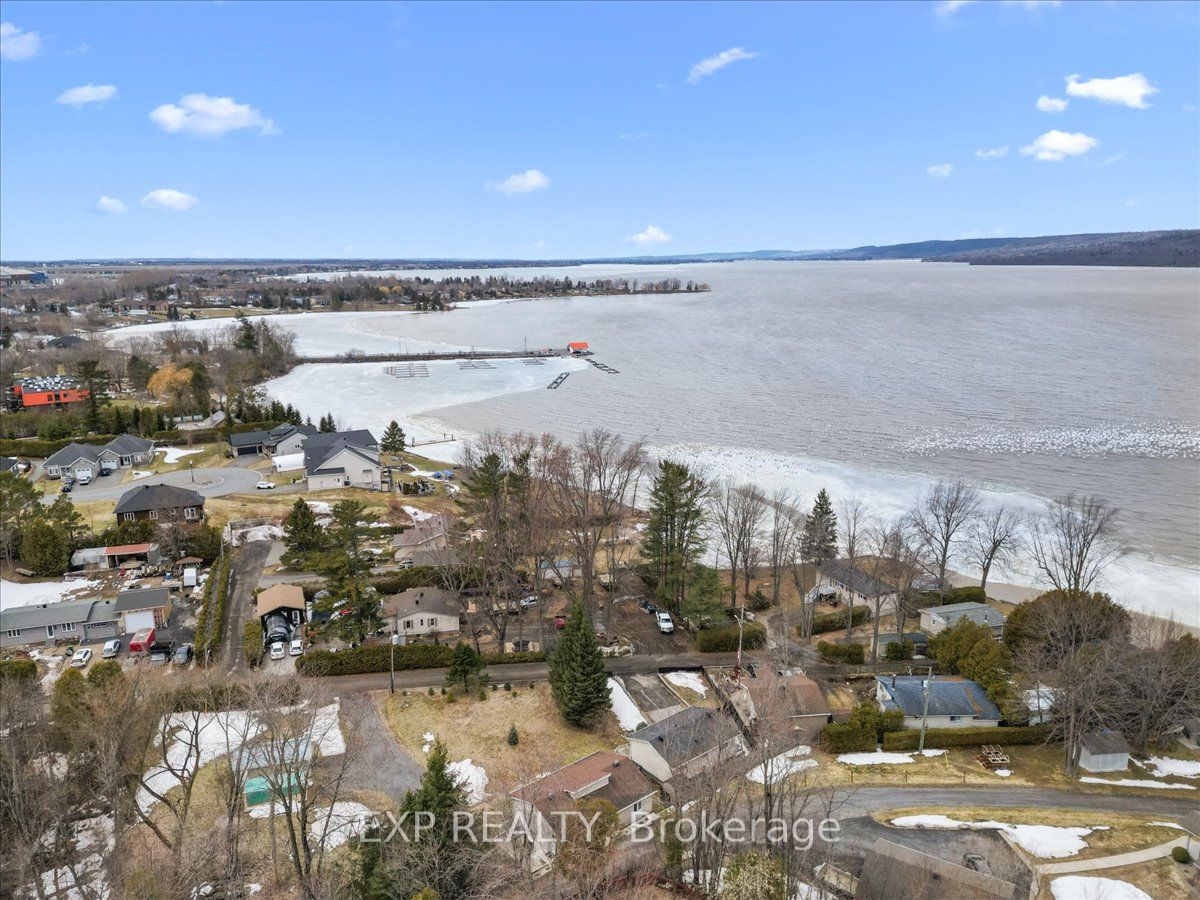 46 Dufour Street Property Photo 37