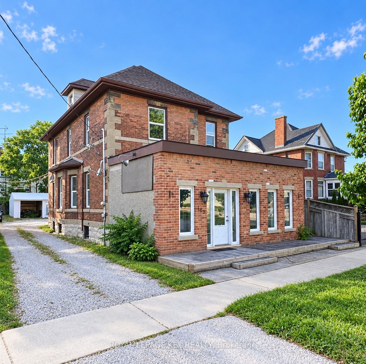 169 Christina Street S