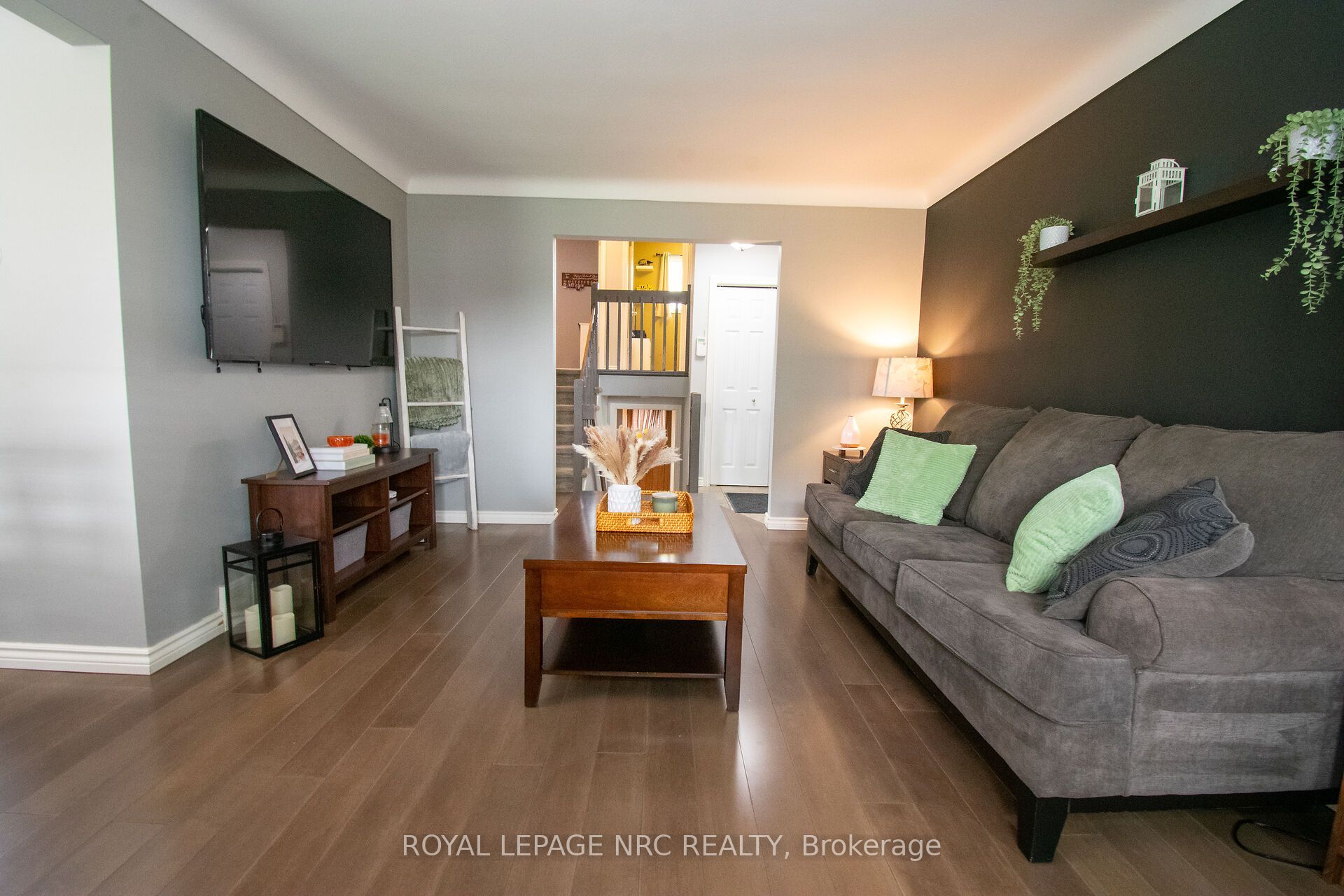 46 Trelawn Parkway Property Photo 8