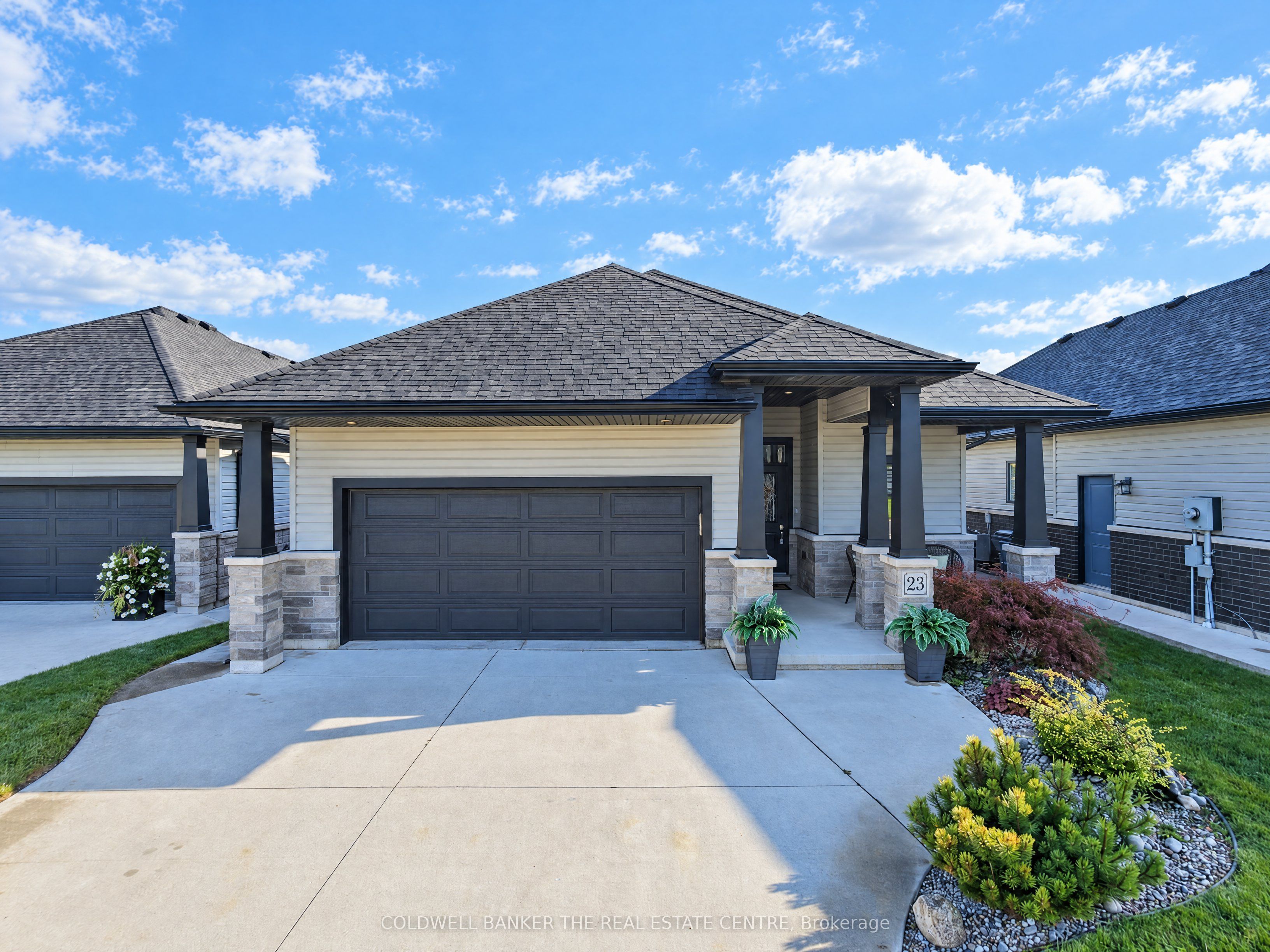 23 Nightfall Court Property Photo 1
