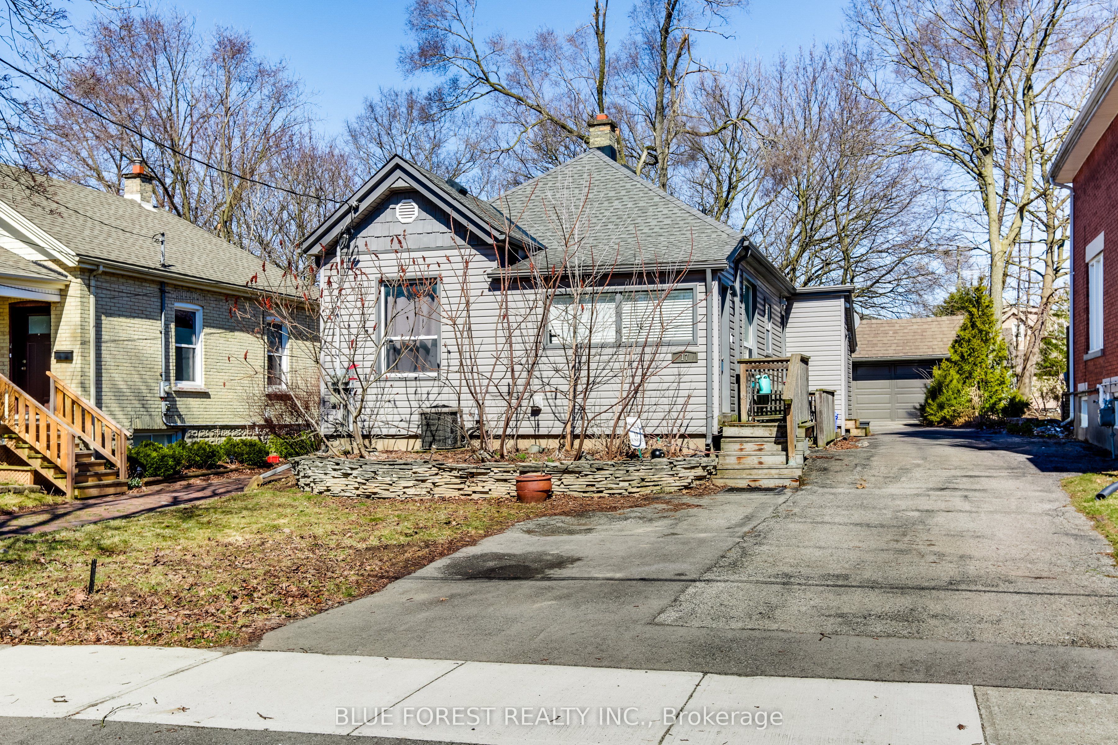 17 McDonald Avenue Property Photo 1