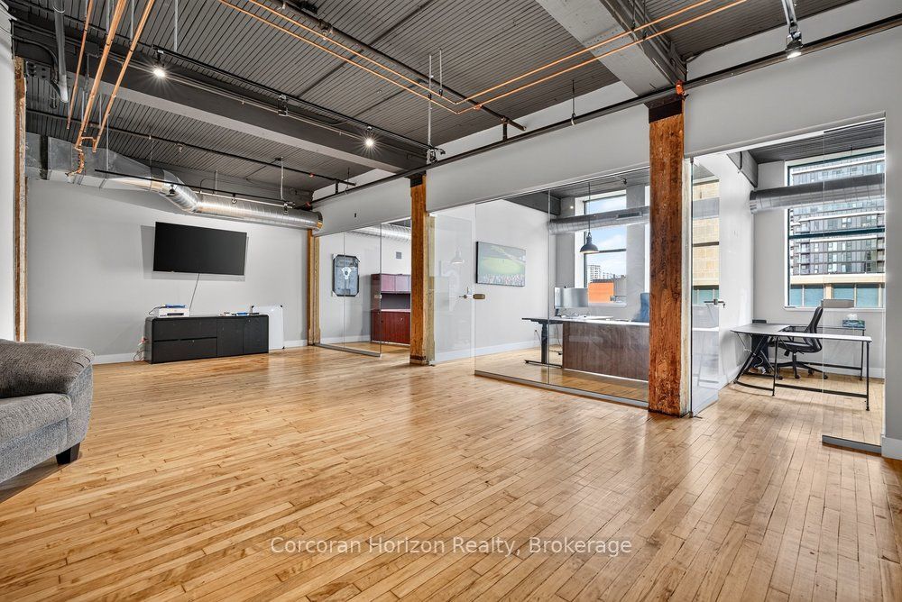 69 JOHN Street S 350 Property Photo 1