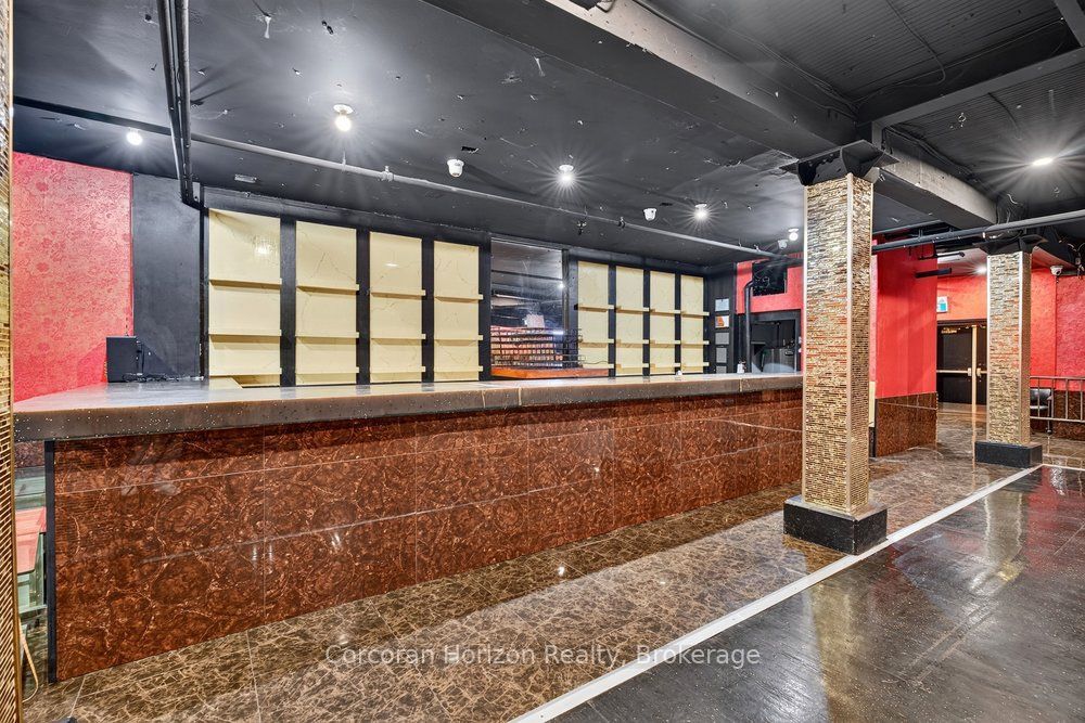 69 John Street S Ll 100 Property Photo 3