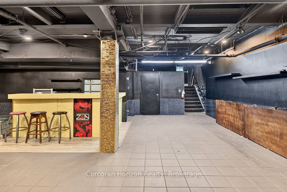 69 John Street S Ll 100 Property Photo 11