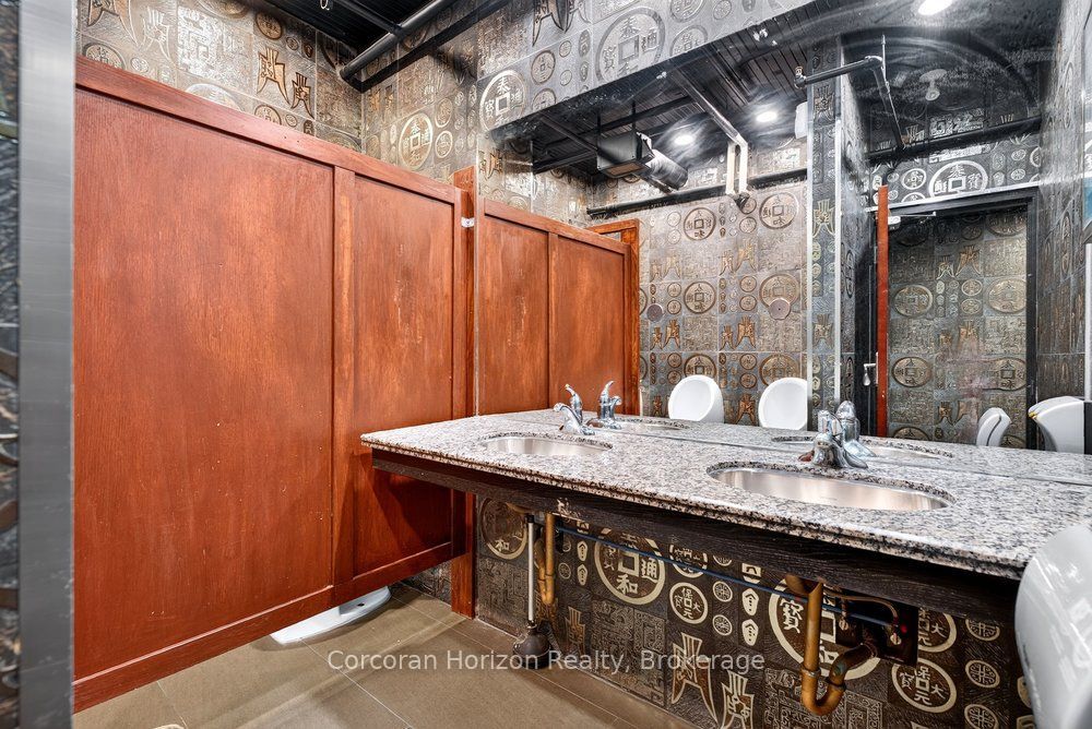 69 John Street S Ll 100 Property Photo 14