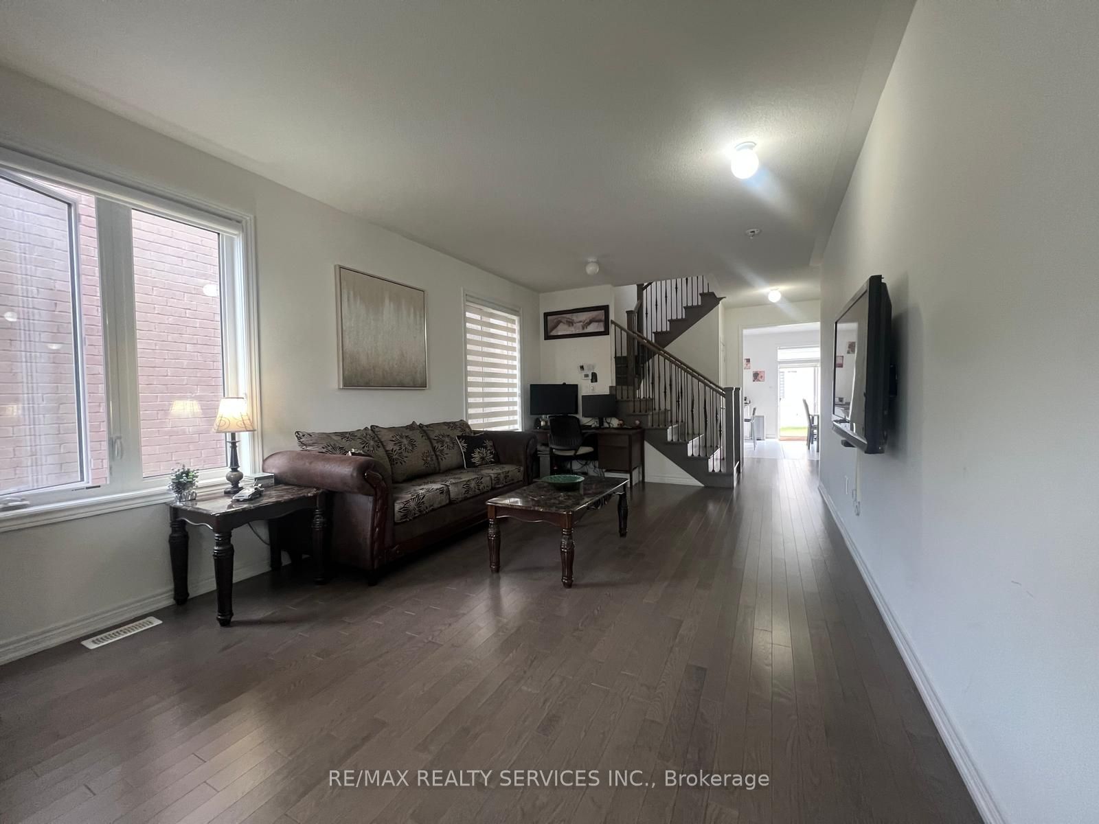 734 Anishinaabe Drive Property Photo 5