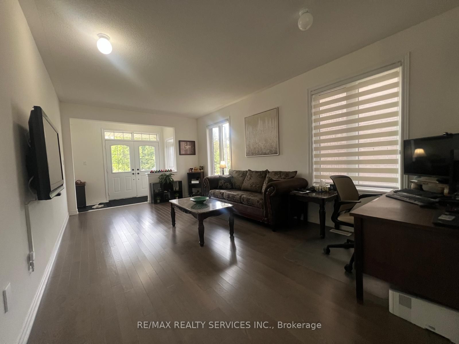 734 Anishinaabe Drive Property Photo 6