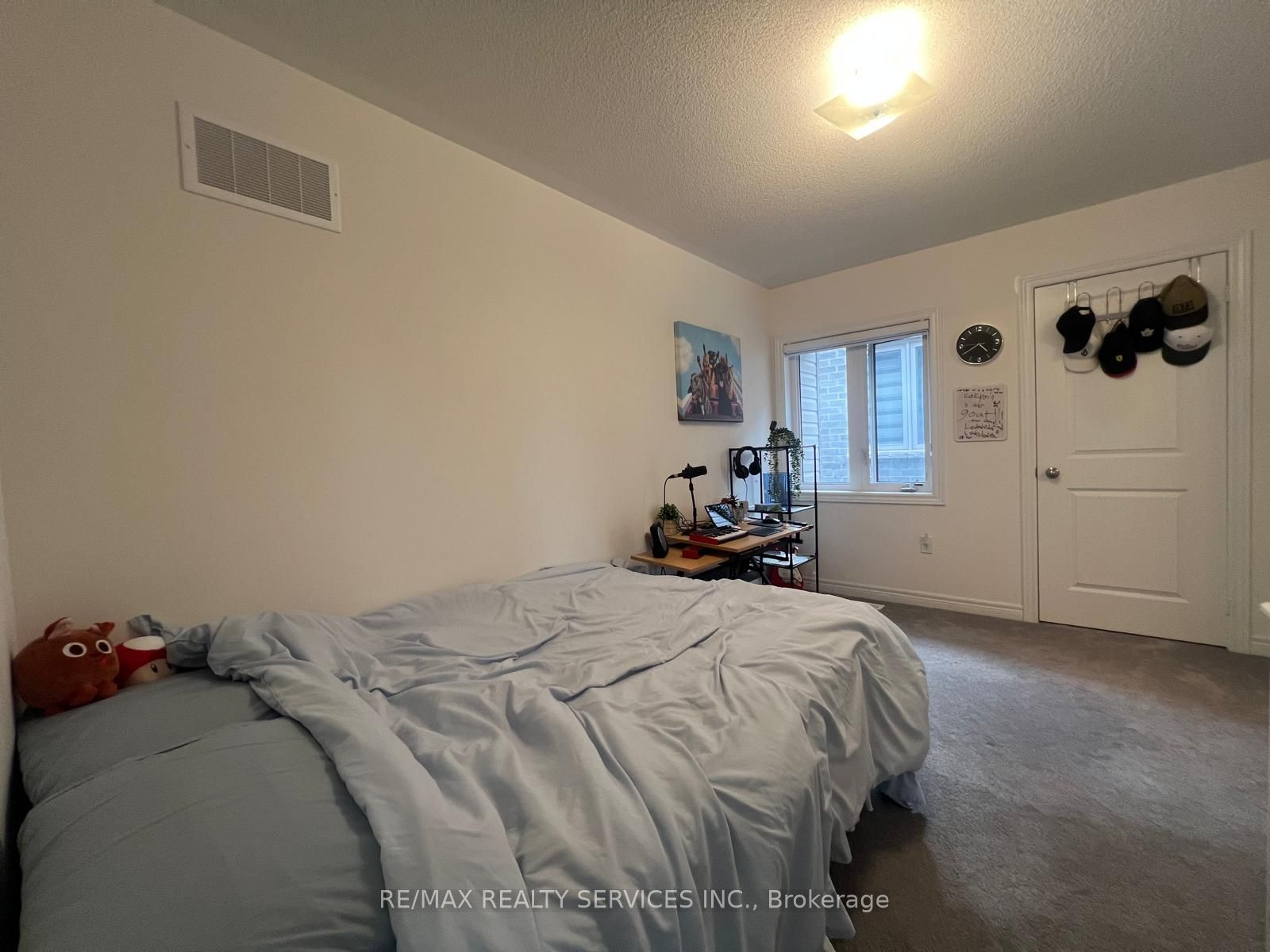 734 Anishinaabe Drive Property Photo 24