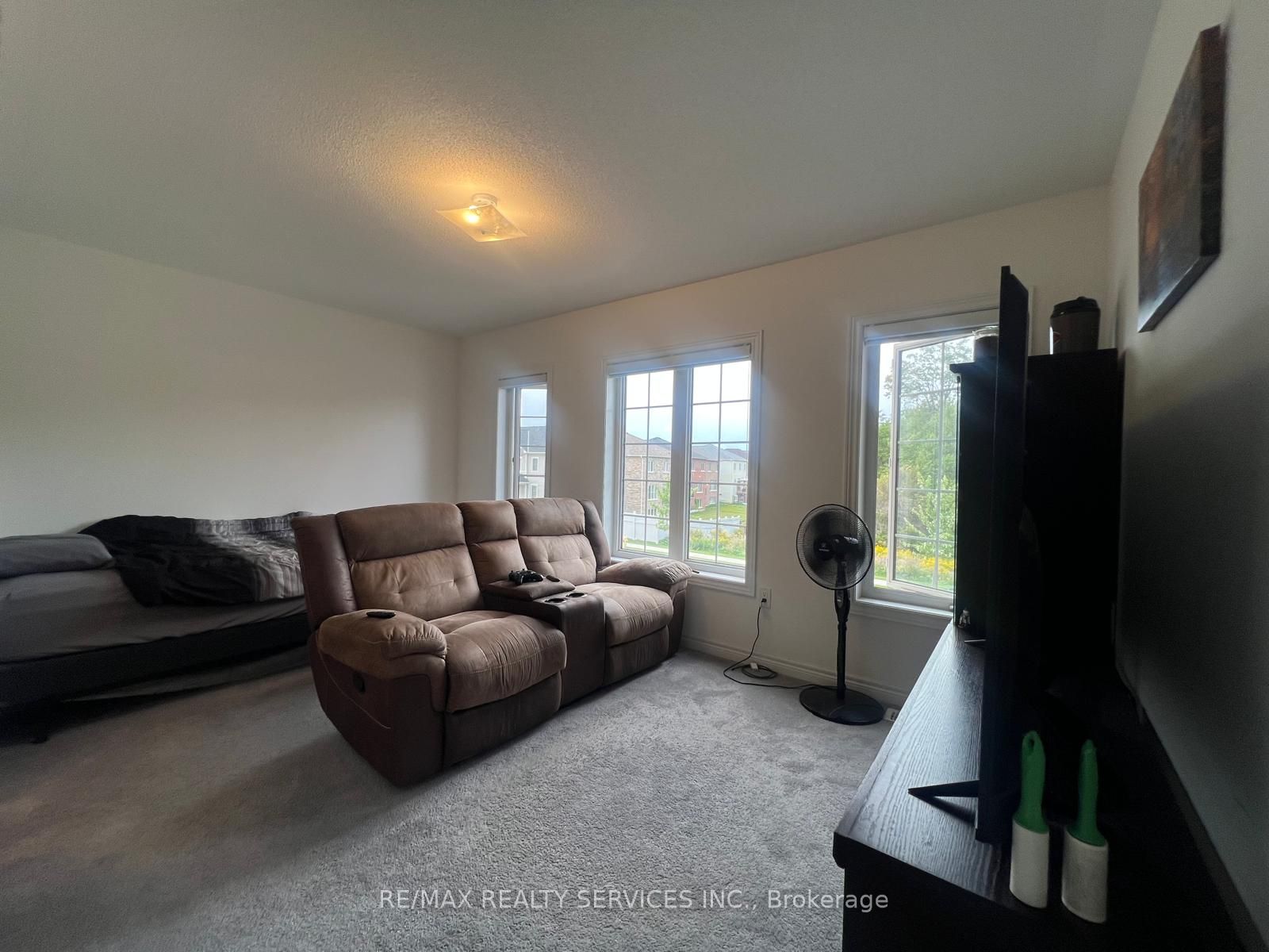 734 Anishinaabe Drive Property Photo 25
