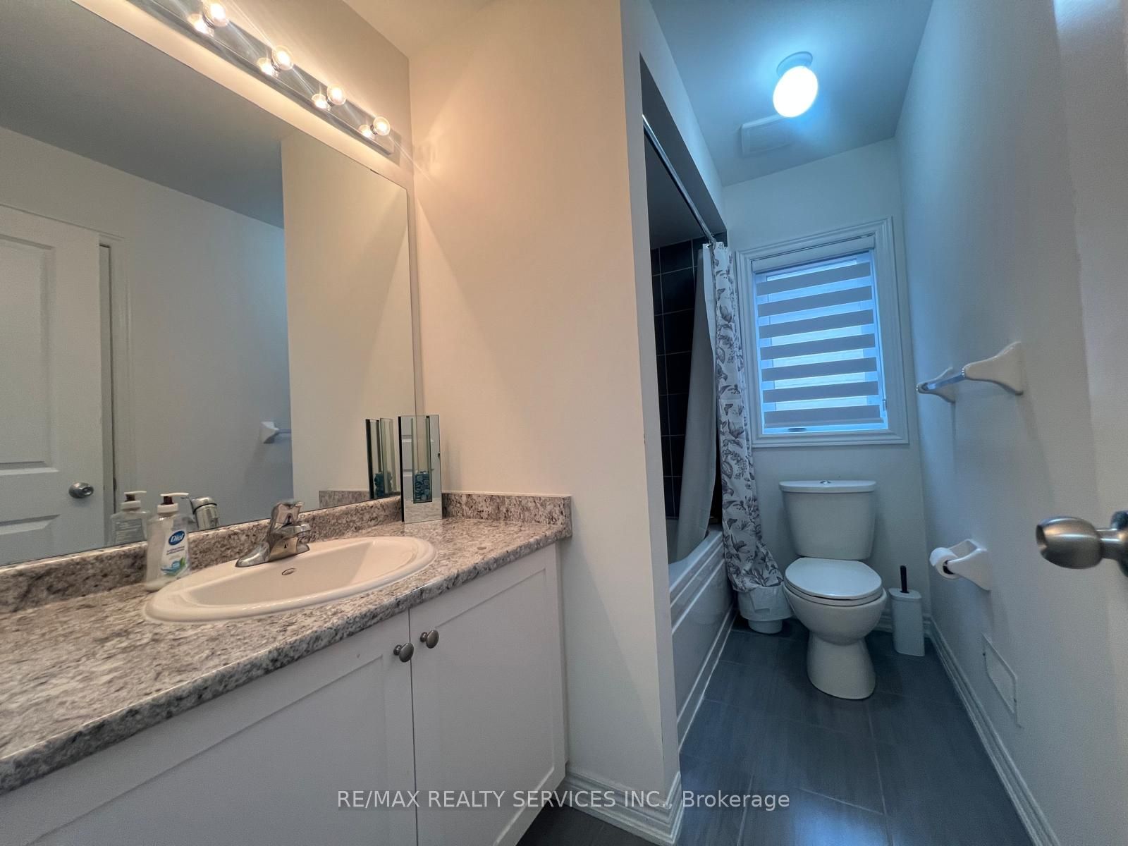 734 Anishinaabe Drive Property Photo 31