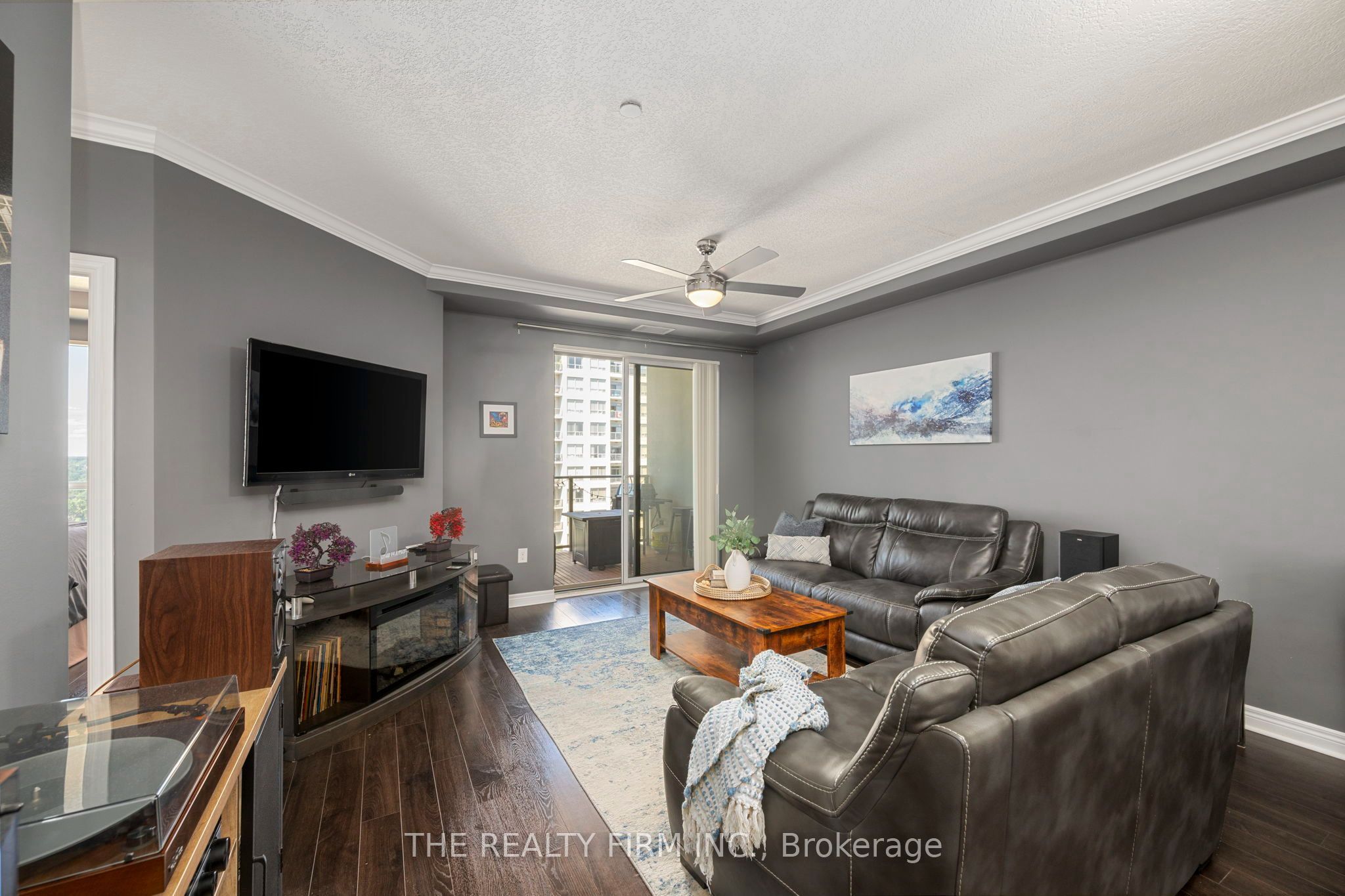 330 Ridout Street N 2109 Property Photo 12