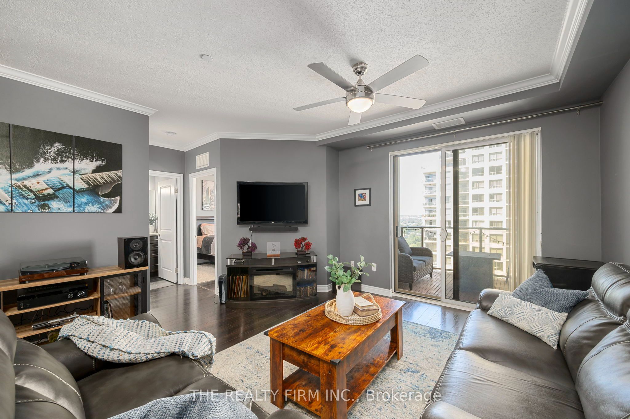 330 Ridout Street N 2109 Property Photo 13