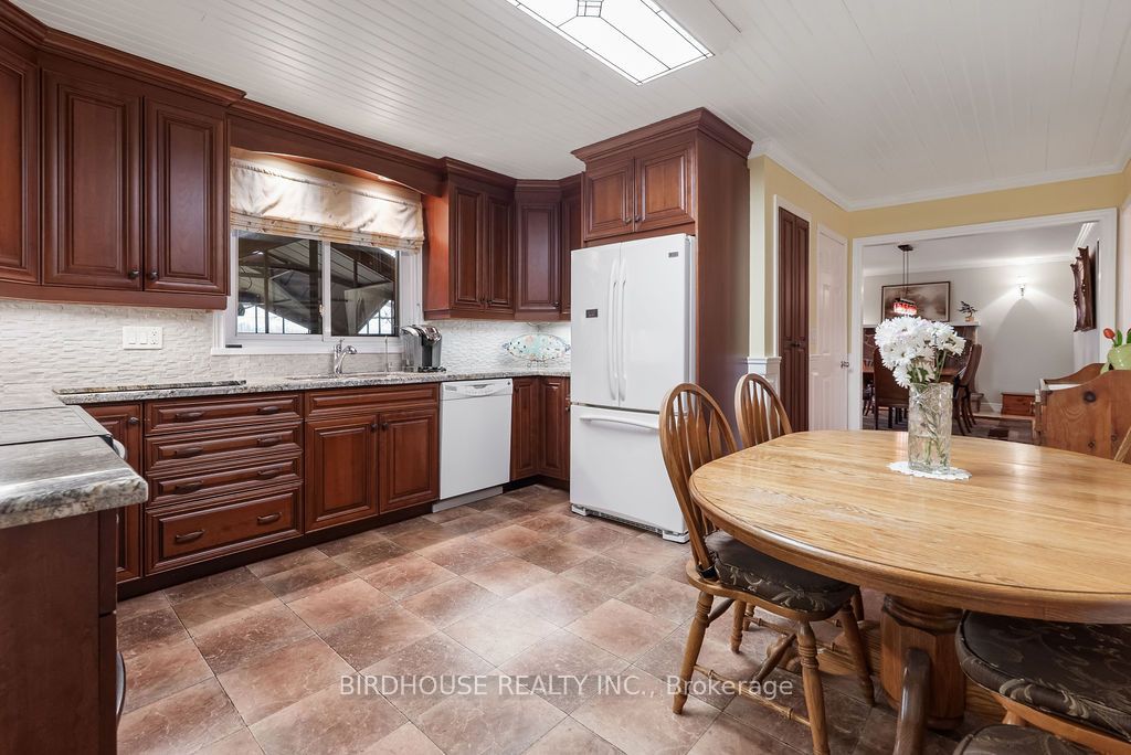 47 North Water Street Property Photo 13
