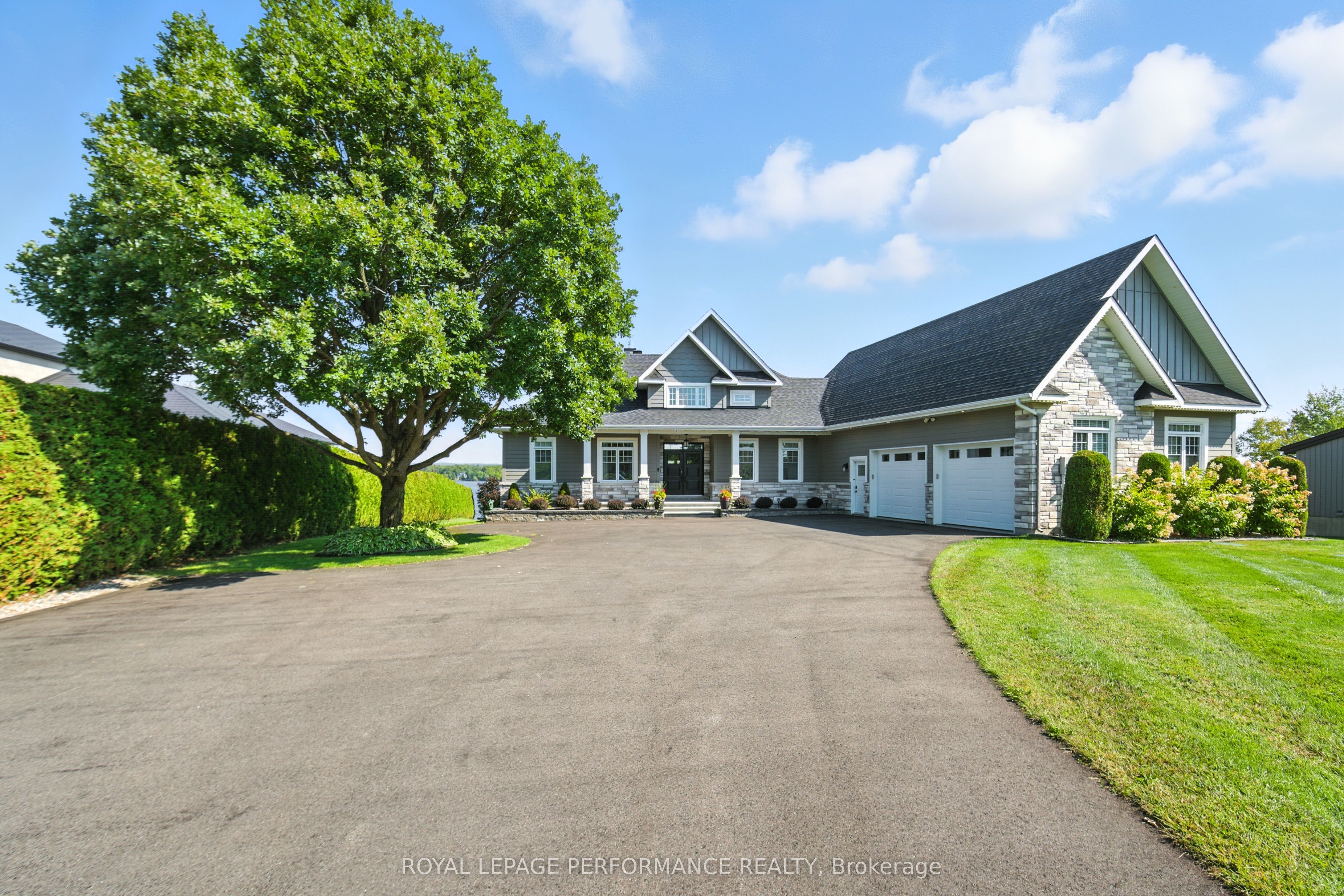 3745 Front Road Property Photo 1