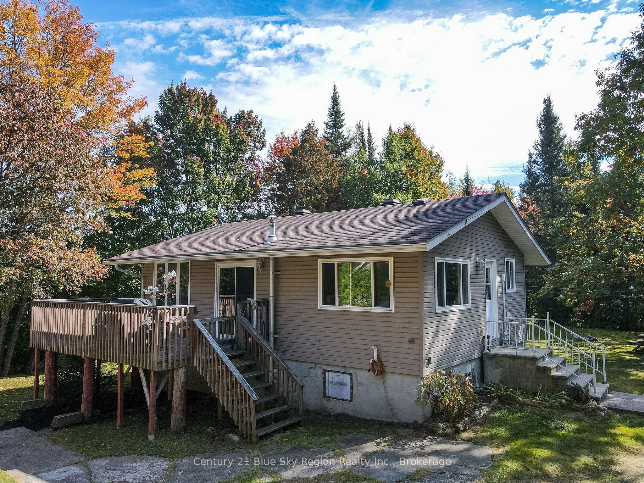110 Riverside Drive Property Photo 1