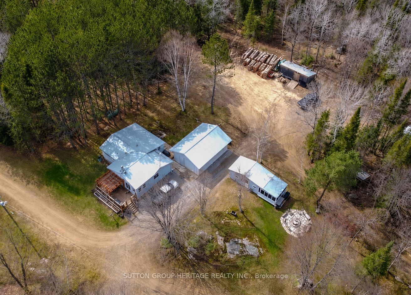 1241 One Mile Drive Property Photo 3