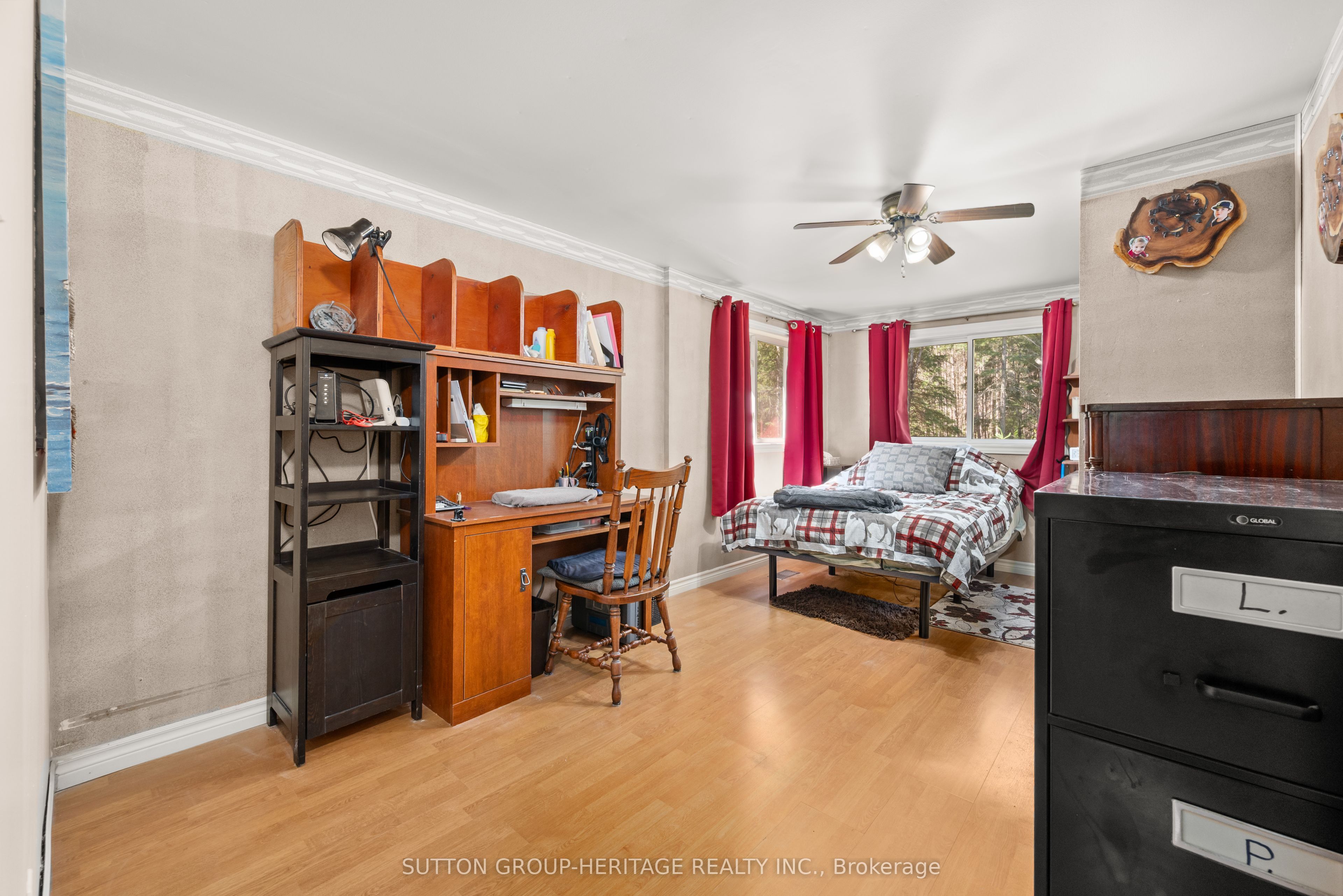 1241 One Mile Drive Property Photo 9
