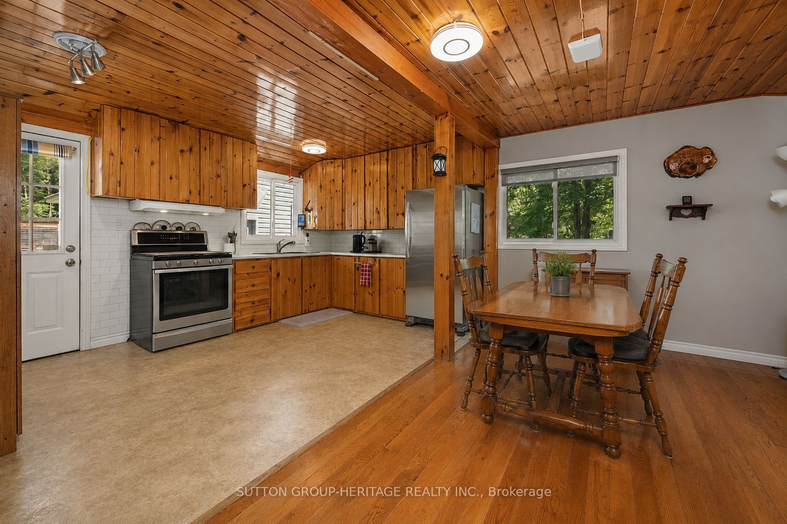 1241 One Mile Drive Property Photo 11