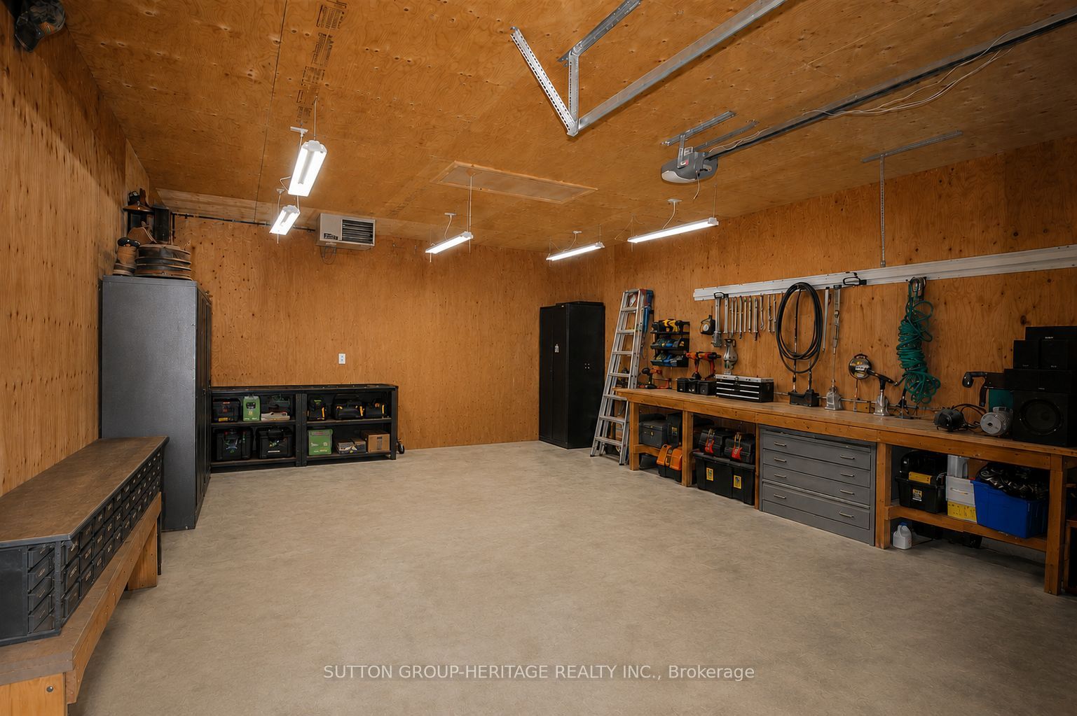 1241 One Mile Drive Property Photo 18