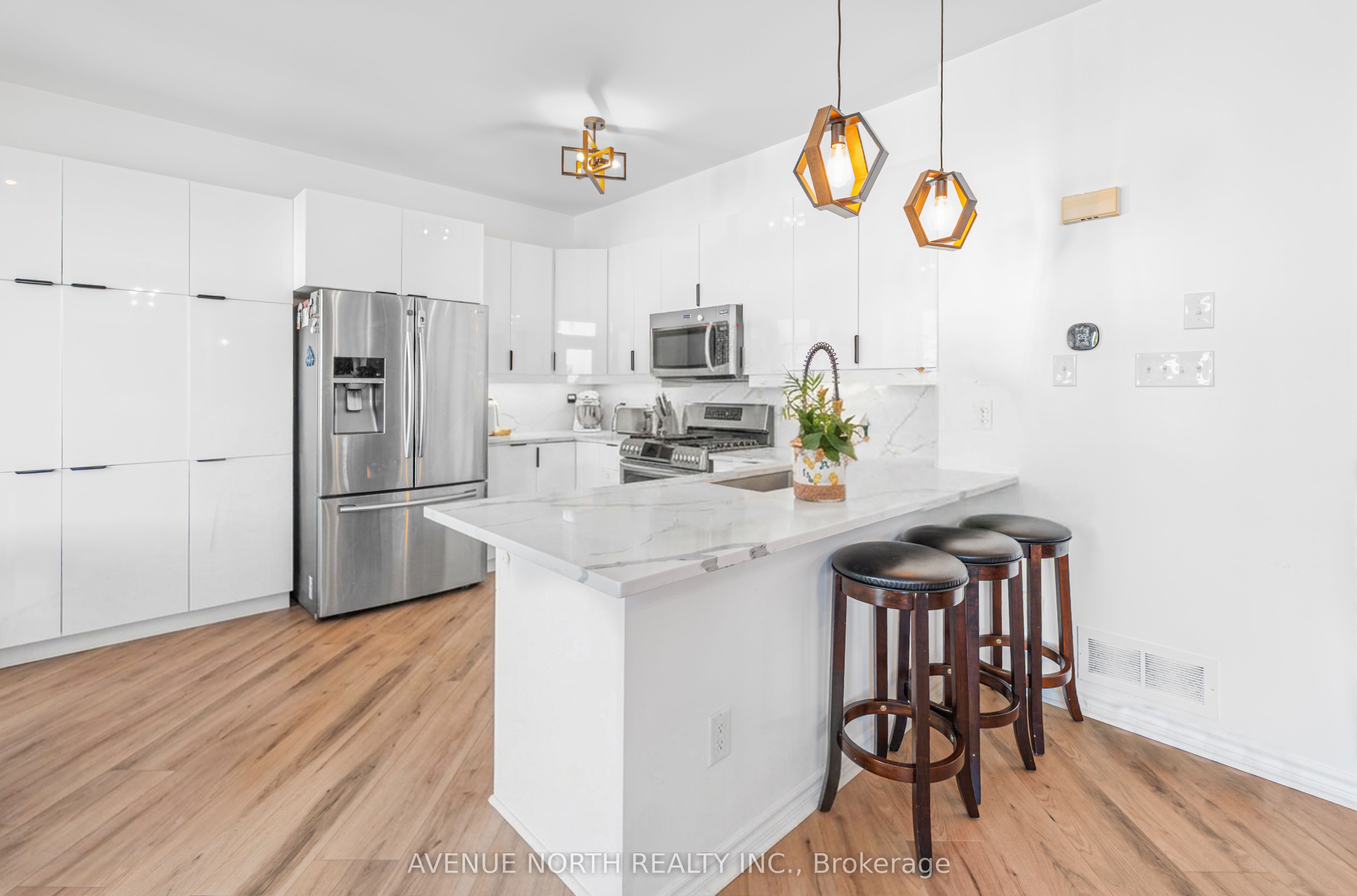 2607 Fallingwater Circle Property Photo 6