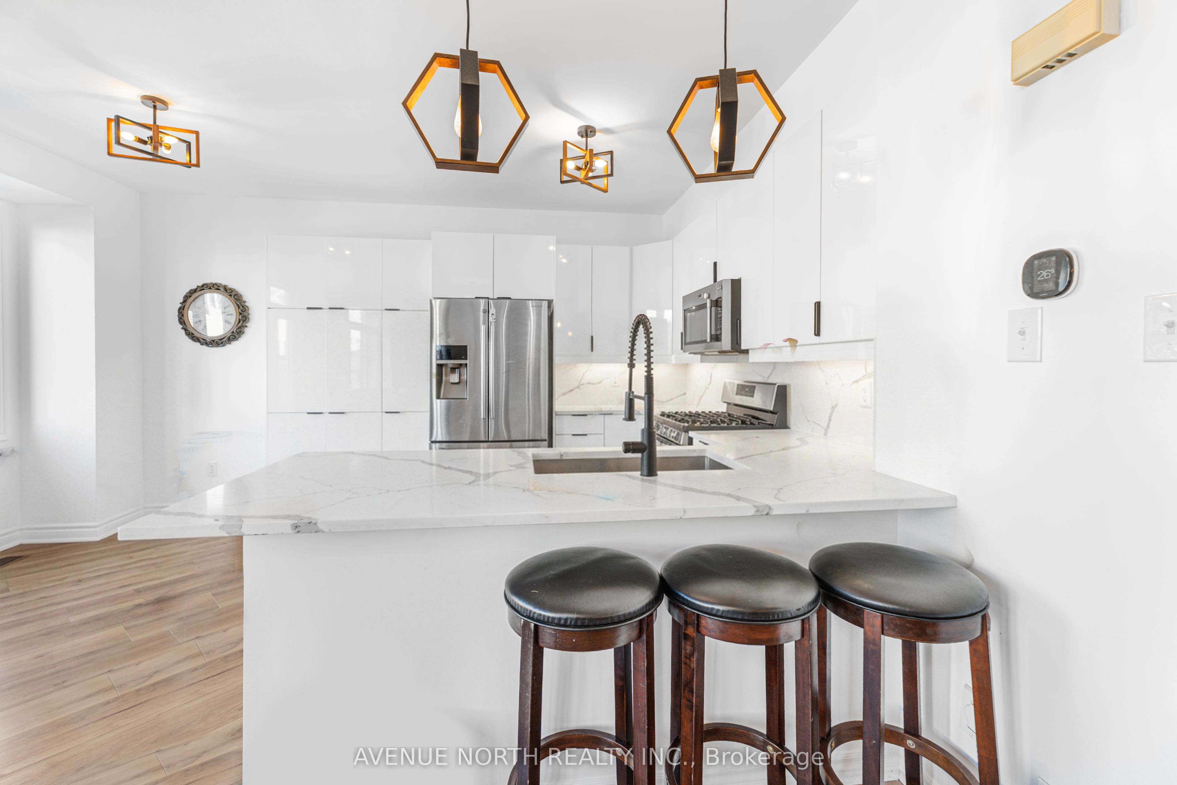2607 Fallingwater Circle Property Photo 8