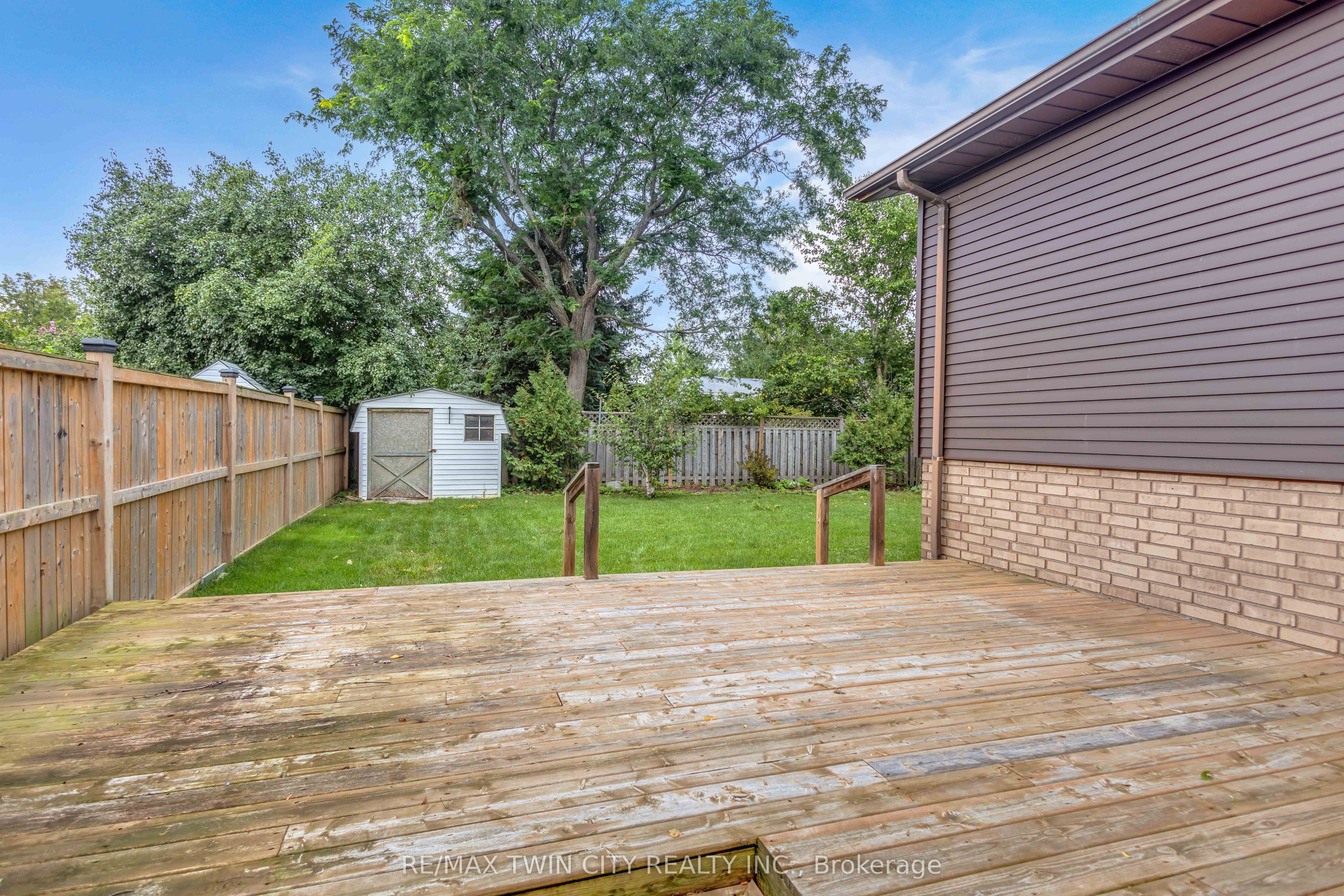 79 Hobart Crescent Property Photo 34