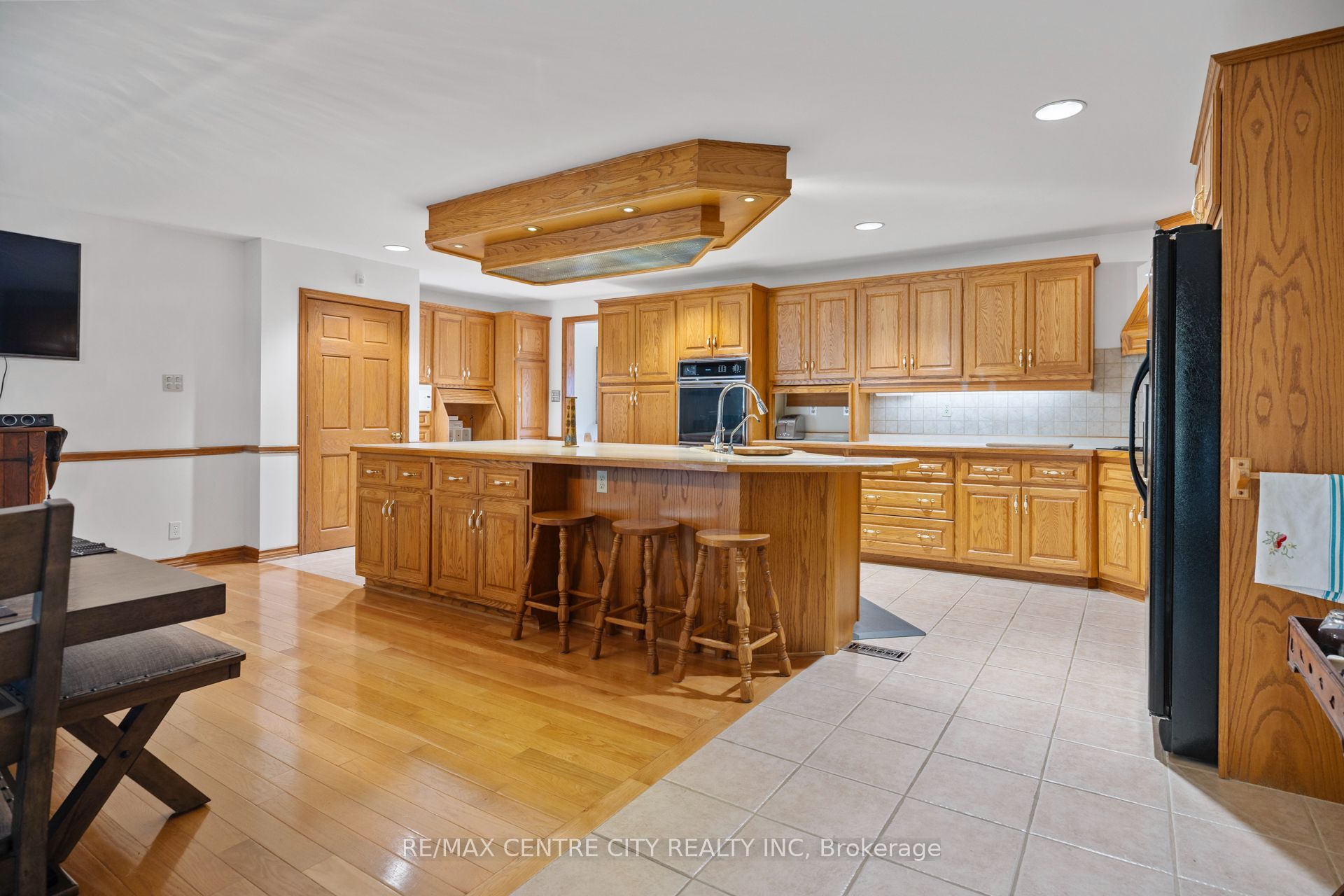 324 Carlow Road Property Photo 6