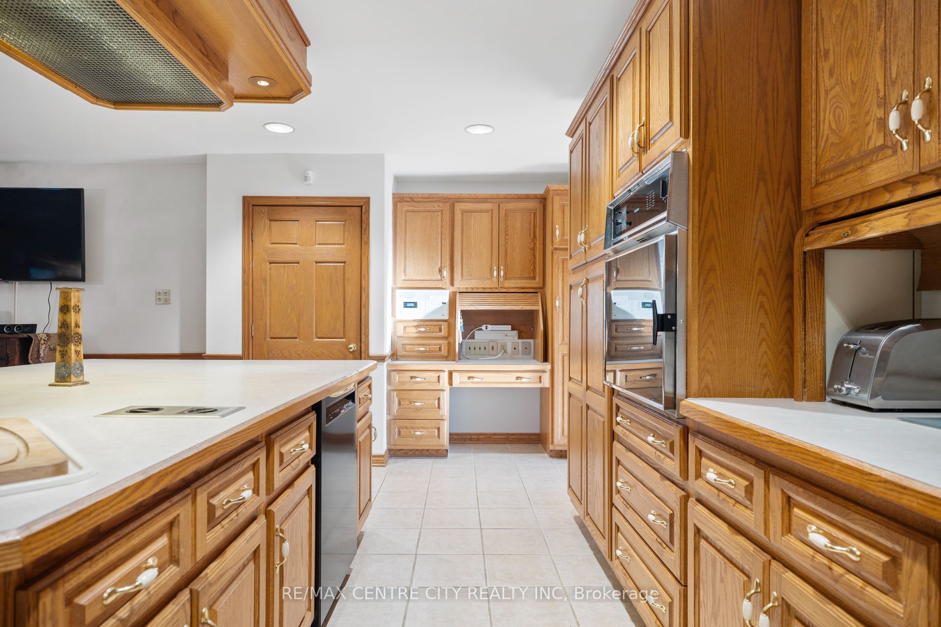324 Carlow Road Property Photo 9