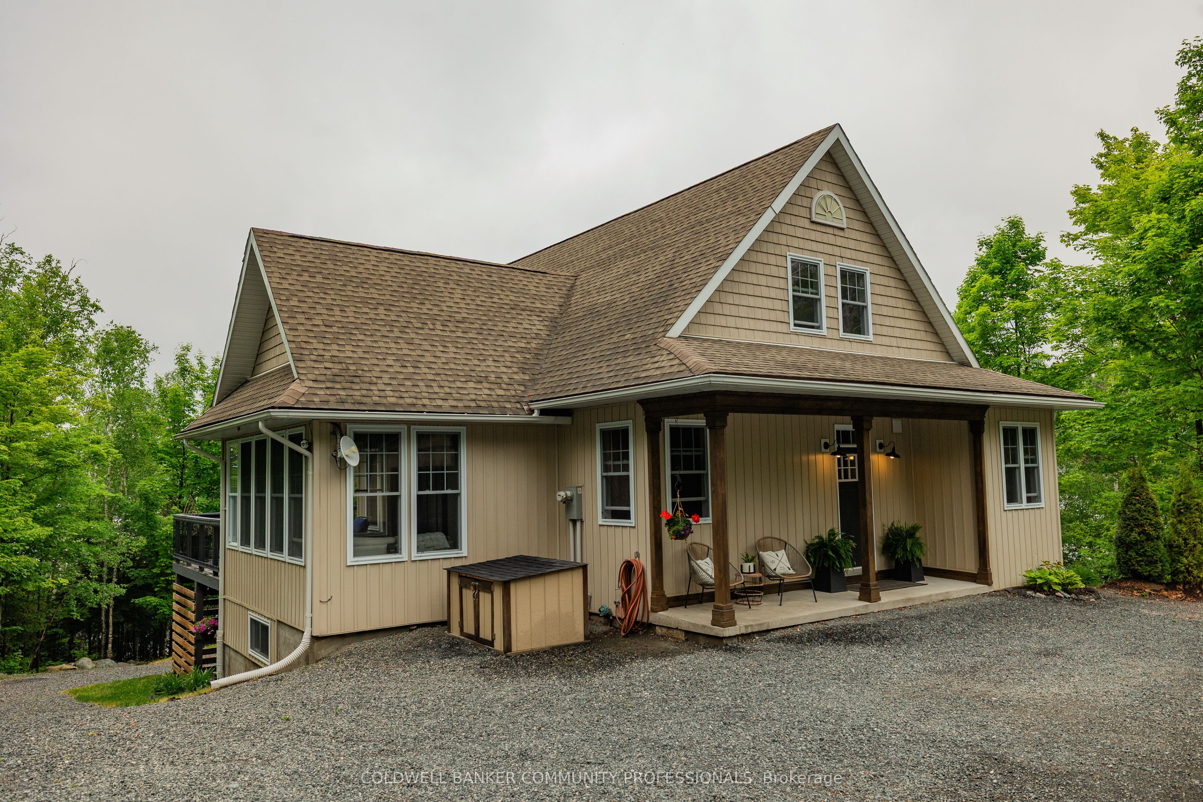 780 Stanrock Road Property Photo 4