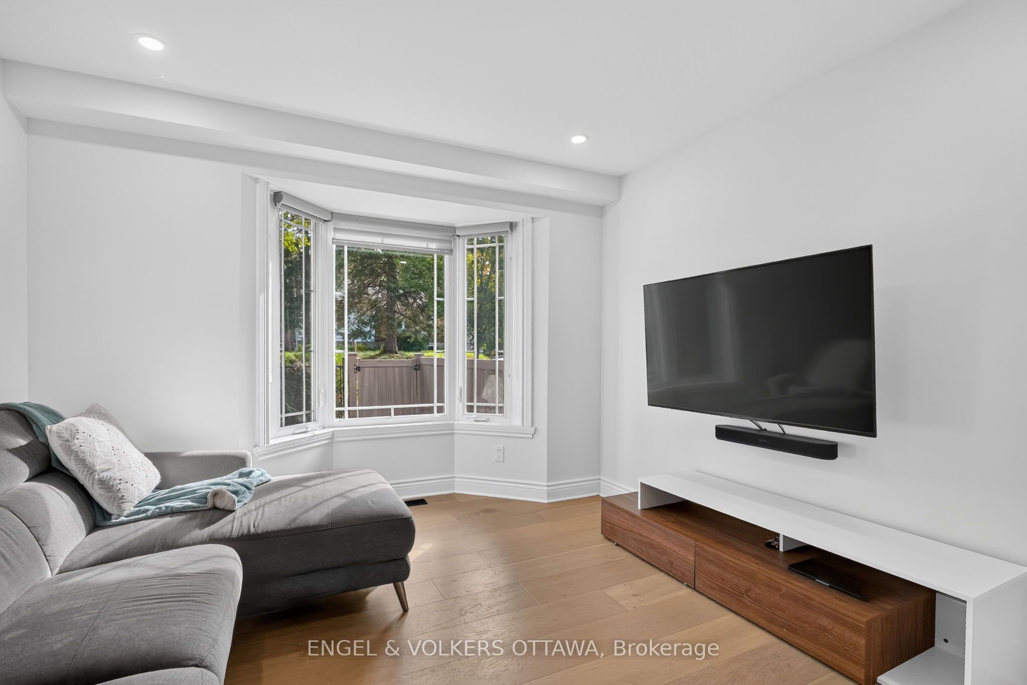 1330 Kilborn Avenue Property Photo 16