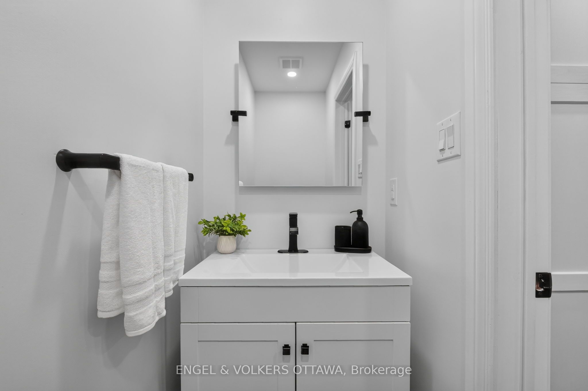 1330 Kilborn Avenue Property Photo 19
