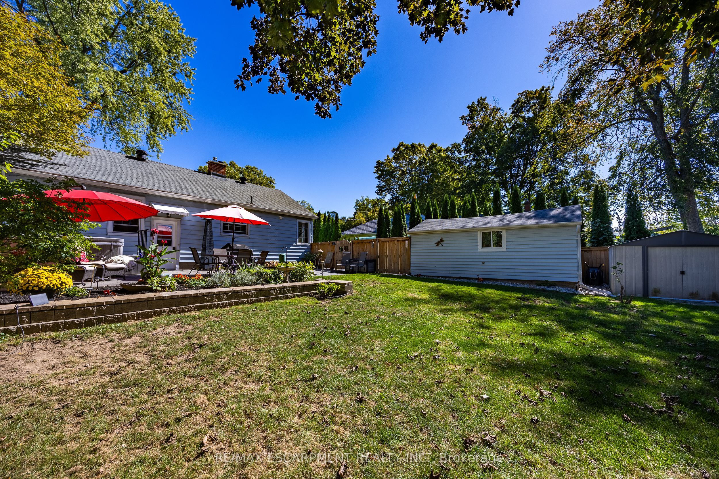 30 Gibson Drive Property Photo 4