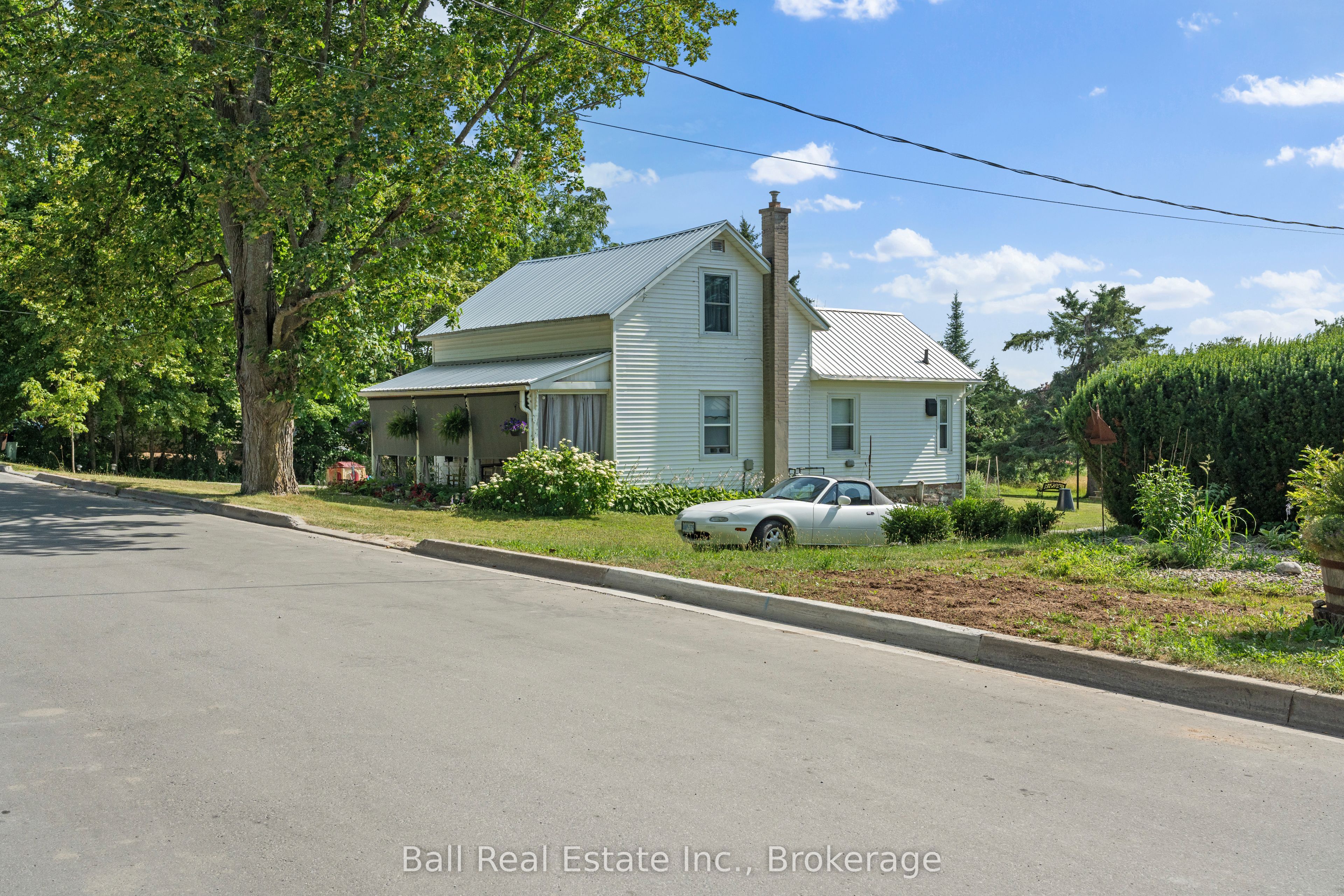 27 Prospect Street Property Photo 2