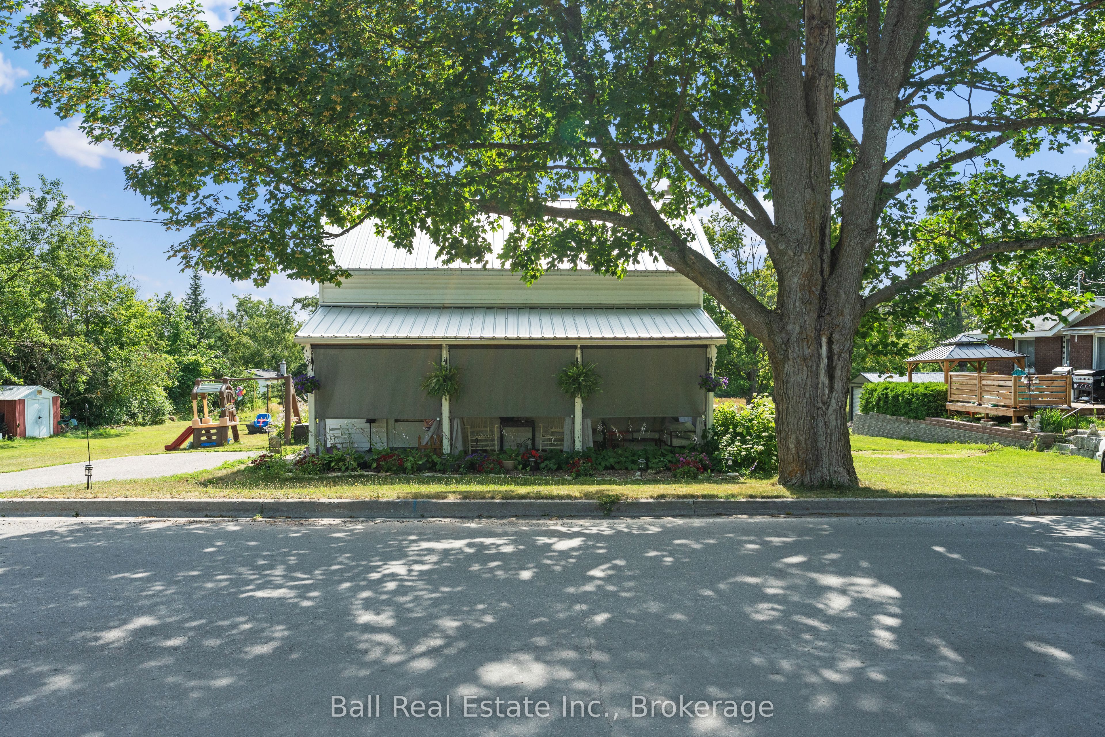 27 Prospect Street Property Photo 3
