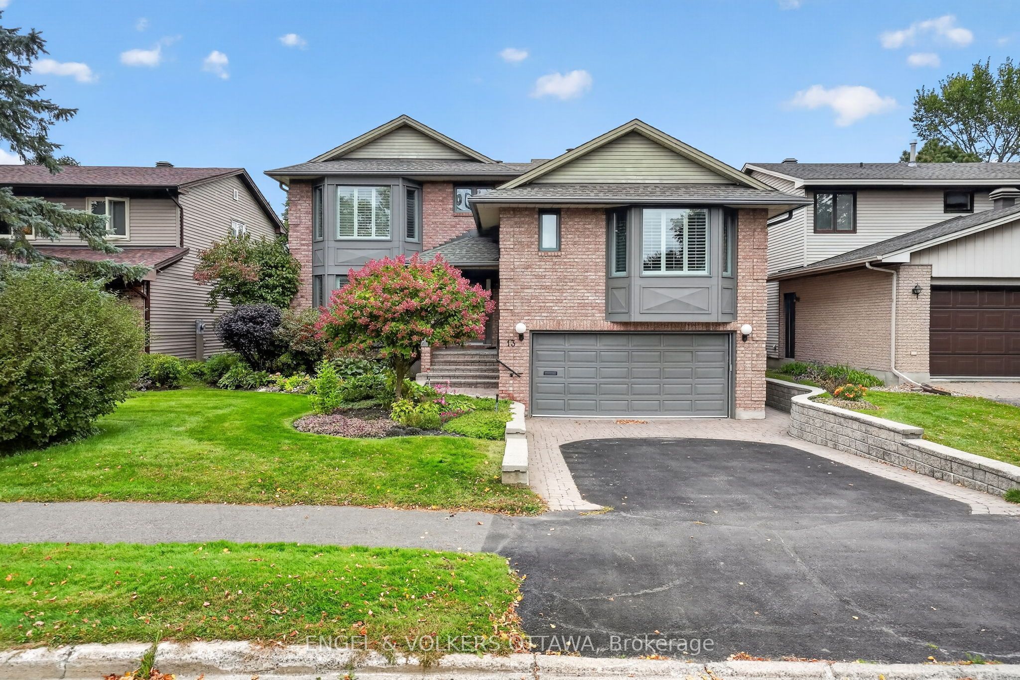 13 Lynhurst Avenue