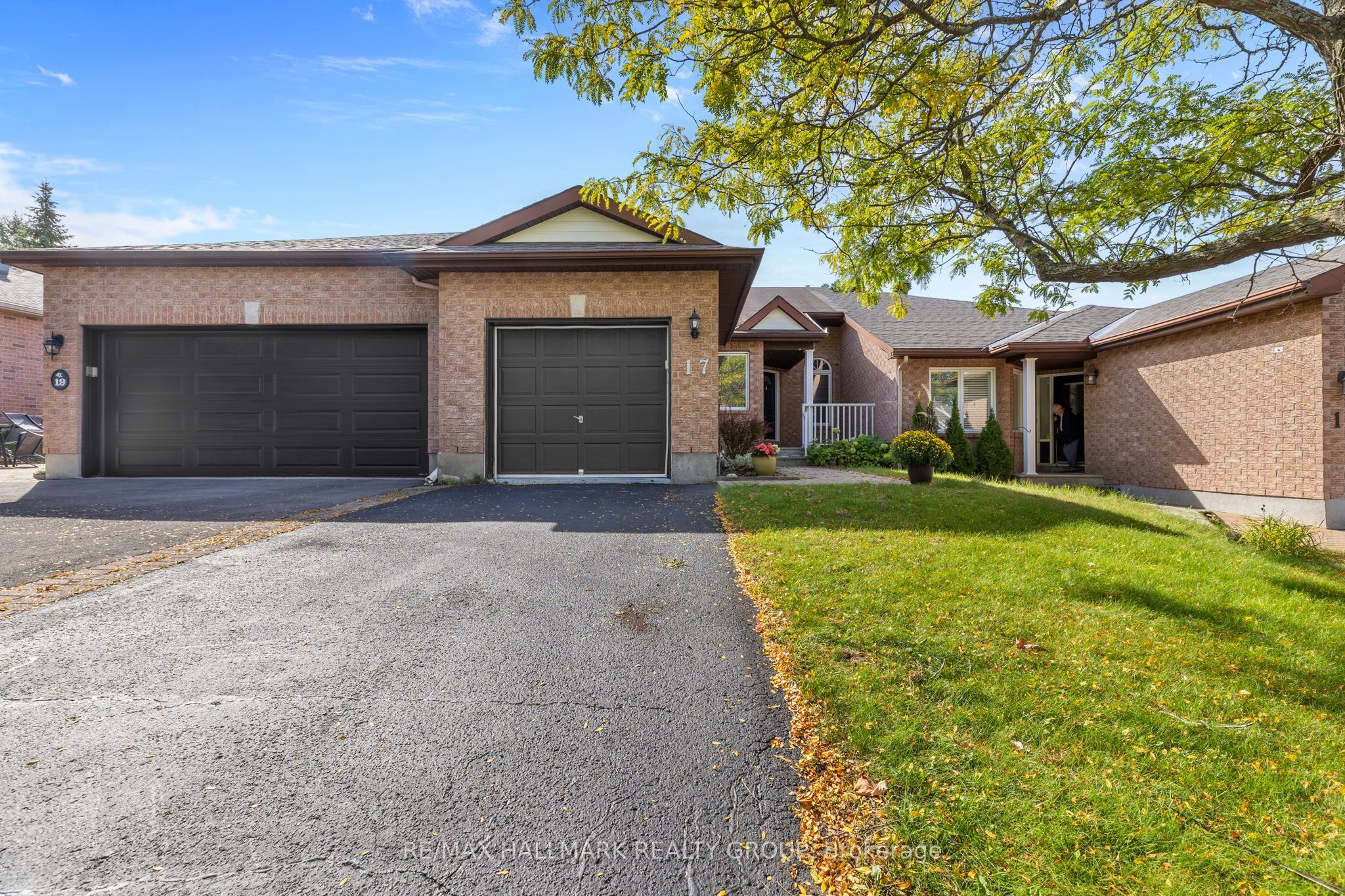 17 Quinterra Court Property Photo 1