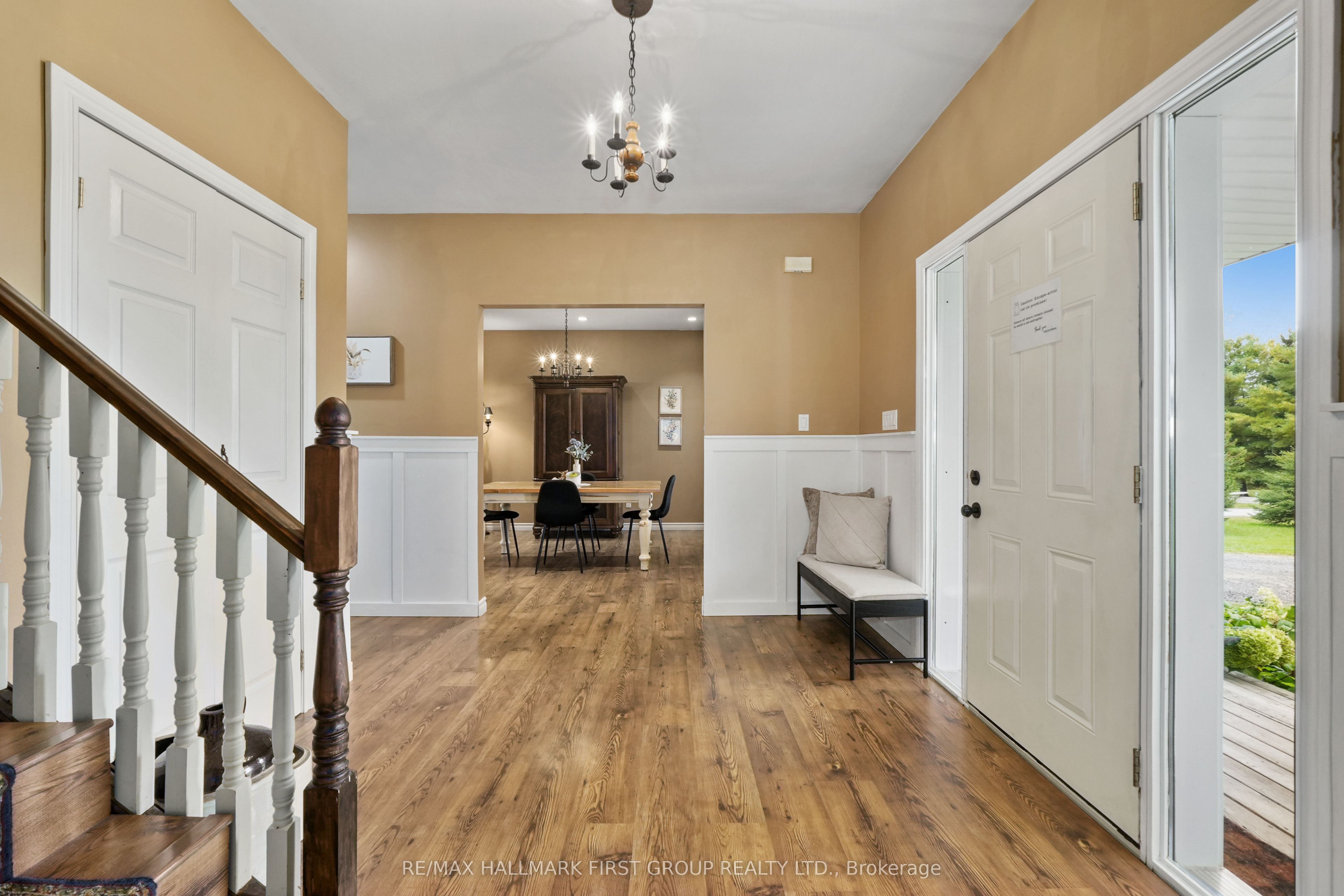 3937 Larose Crescent Property Photo 7