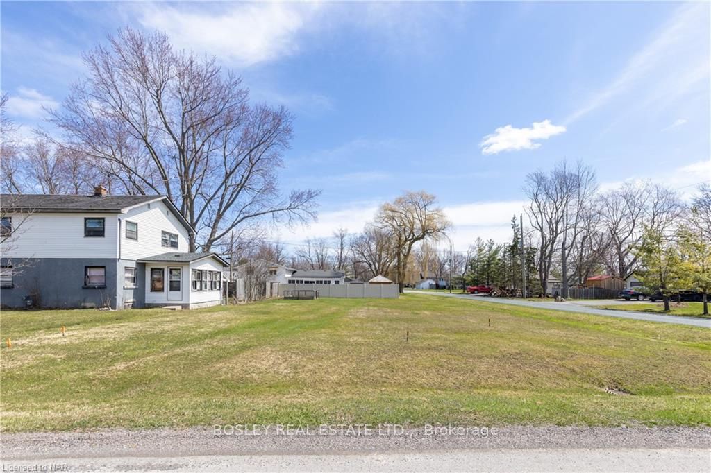 Lot 698 Buffalo Road N Property Photo 3