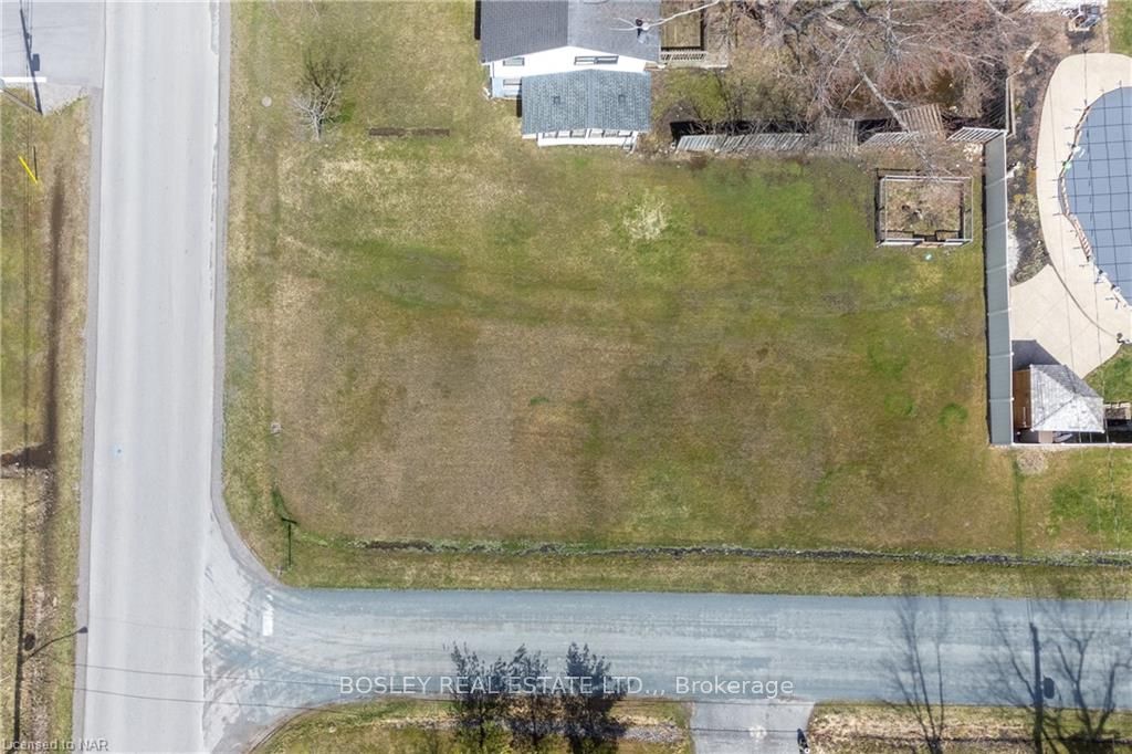 Lot 698 Buffalo Road N Property Photo 6