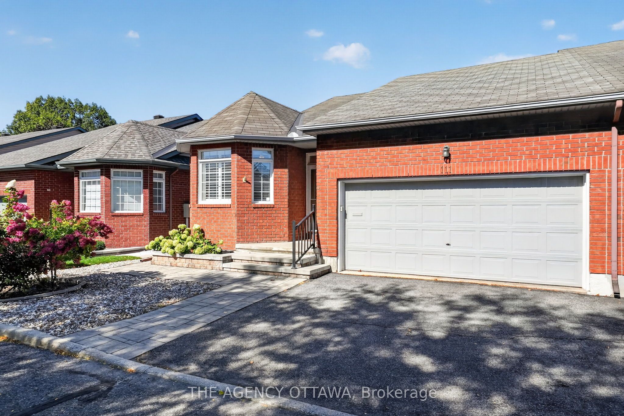 111 Bartlett Private Property Photo 4