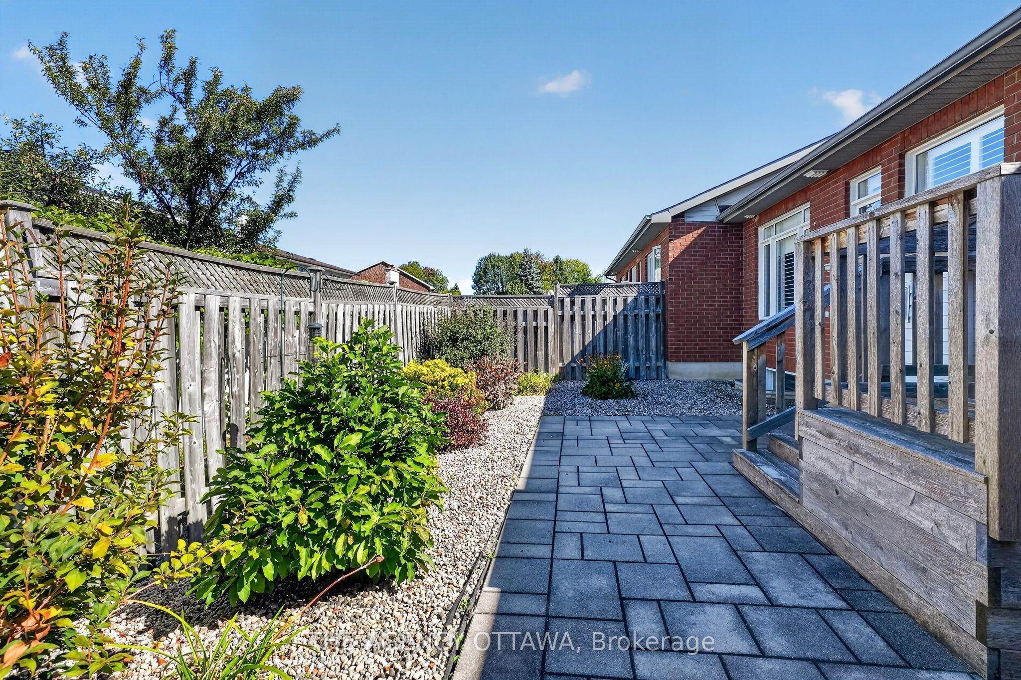 111 Bartlett Private Property Photo 42