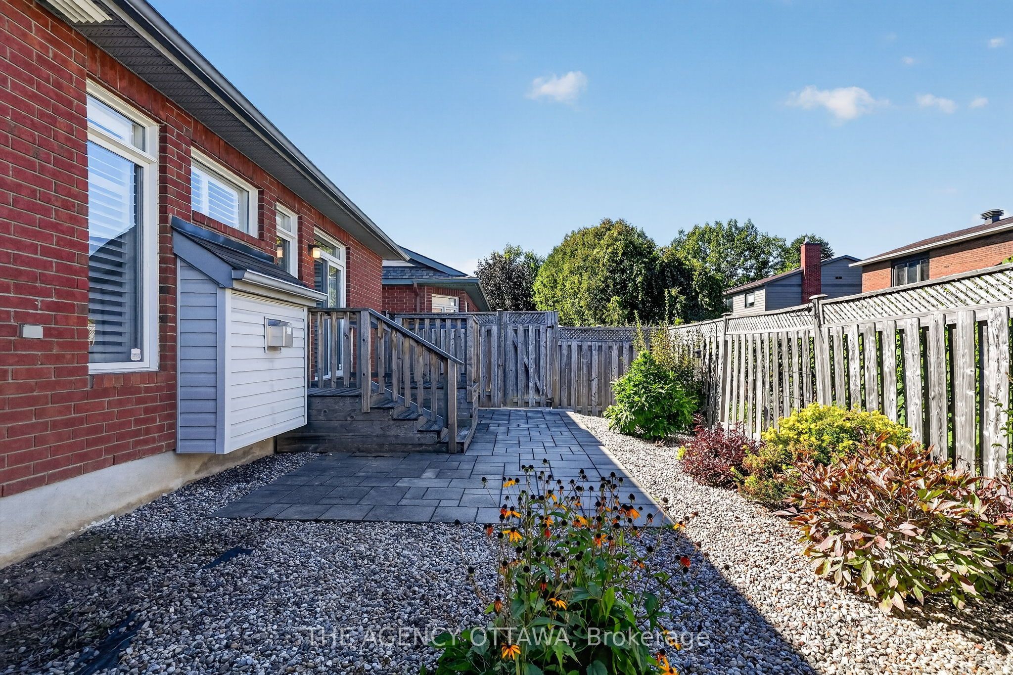 111 Bartlett Private Property Photo 45