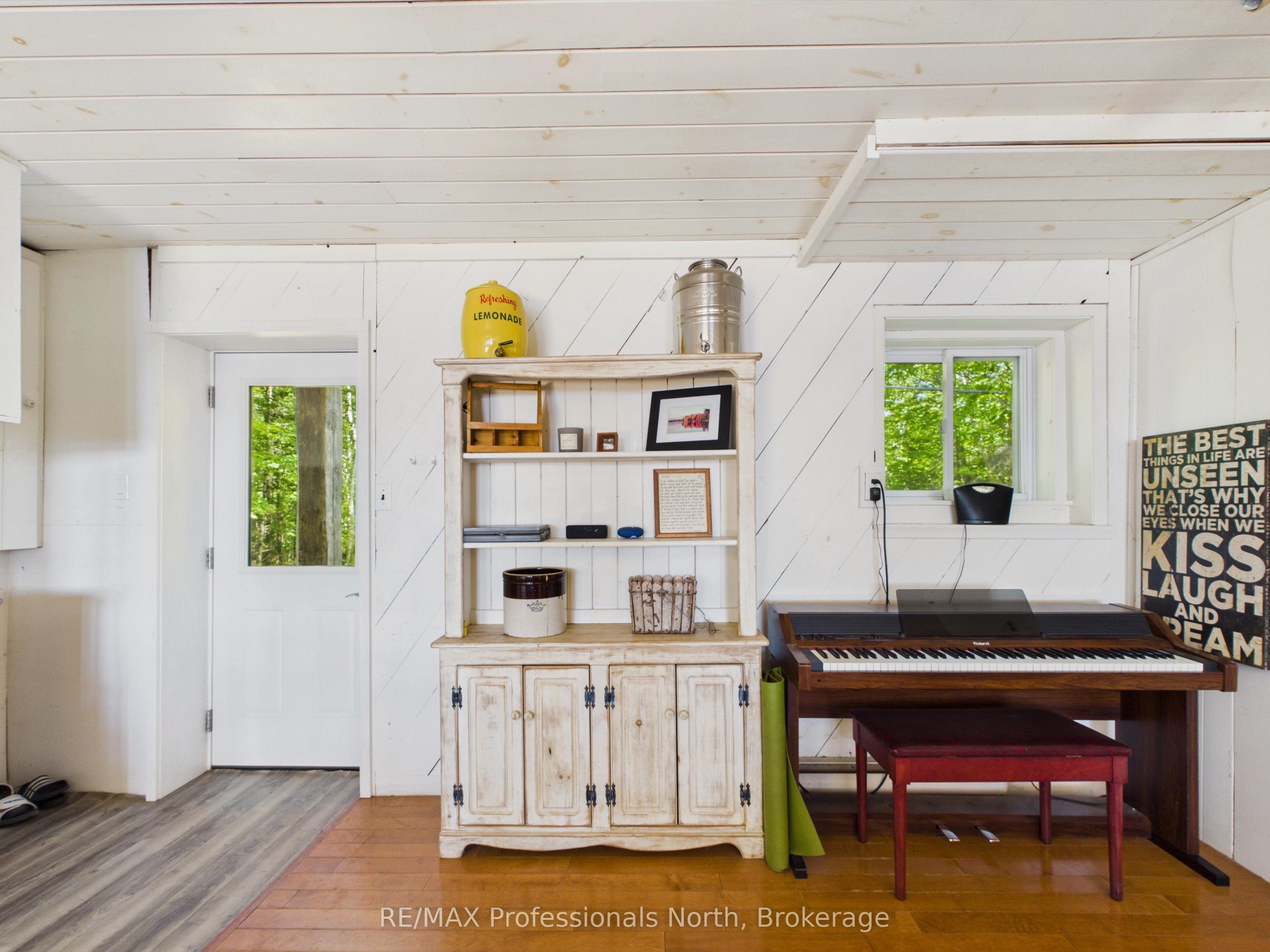 1398 Milne Road Property Photo 22